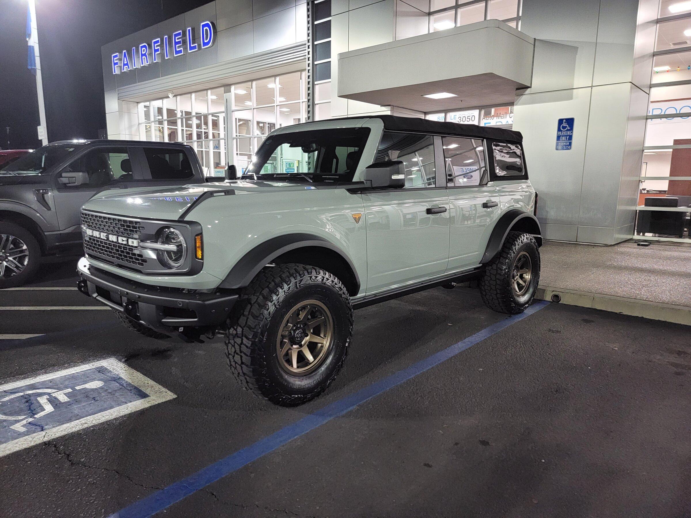 Jeep Gladiator EARL GREY Gladiator JT club 20211210_202518-
