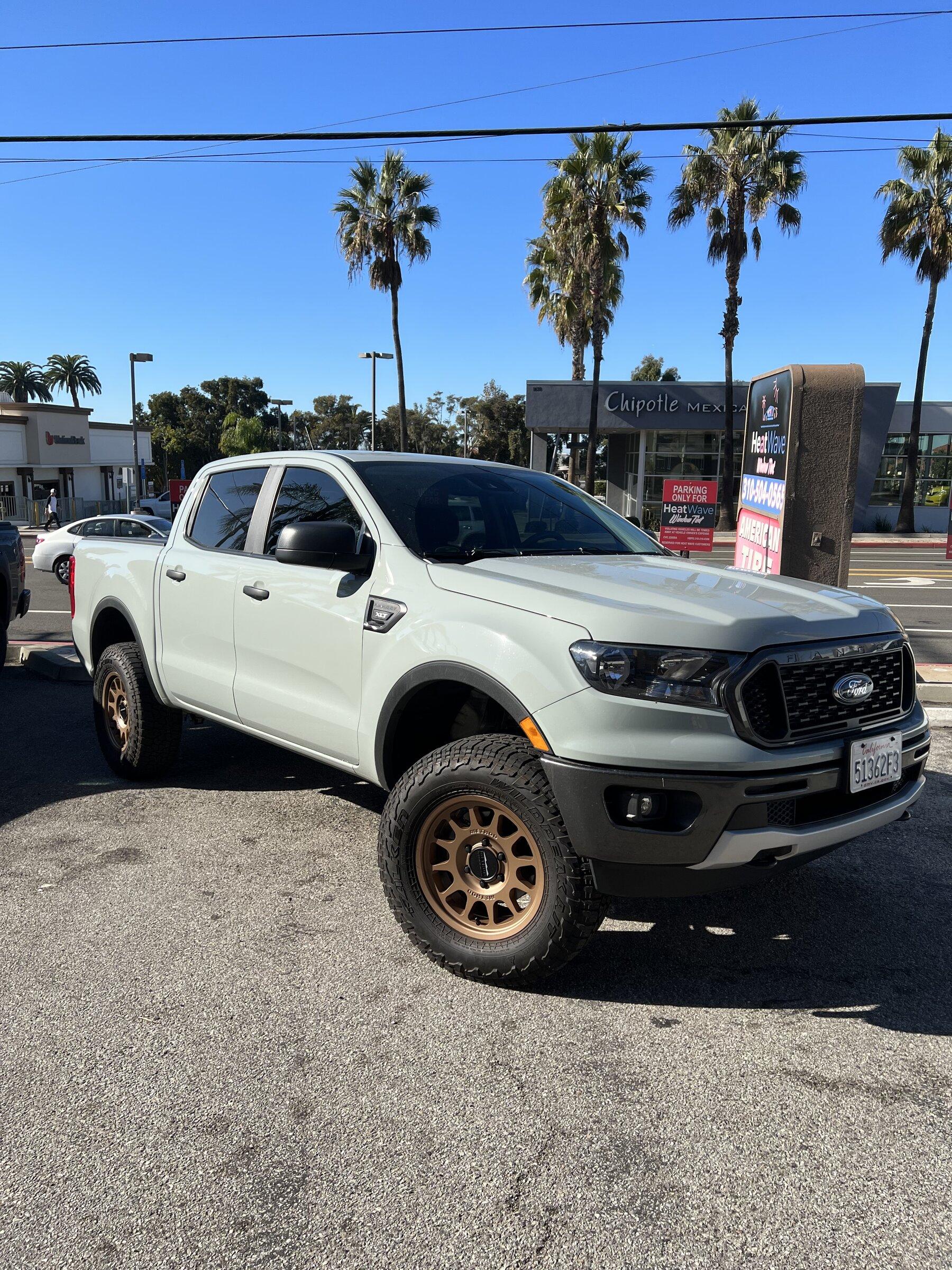 Jeep Gladiator EARL GREY Gladiator JT club db05256d-803b-4fc5-bd81-0c40d805a081-jpe