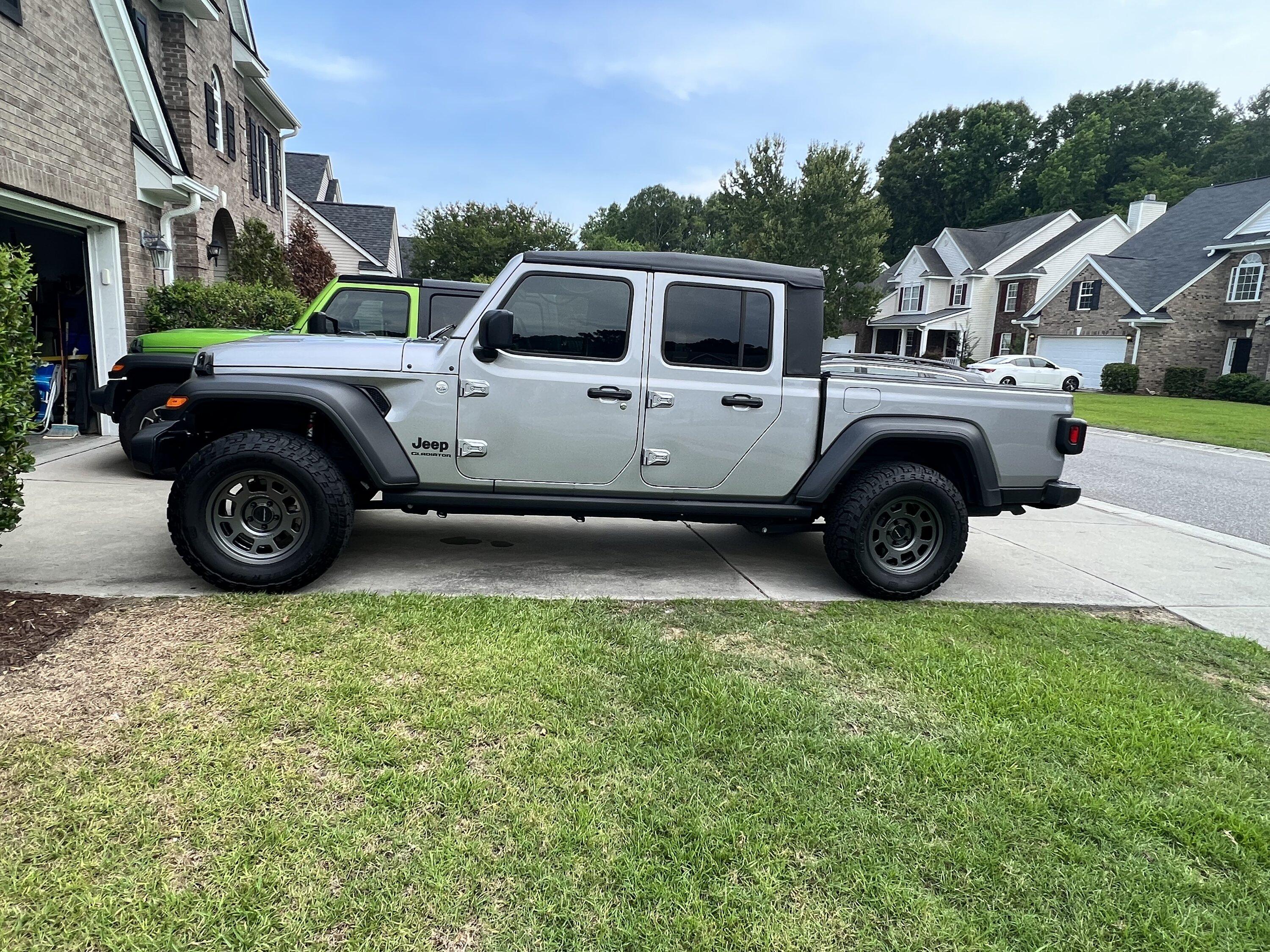Jeep Gladiator Method 705 mounted up 4CFDE0B1-D9E0-4466-A668-C6ADFB04C003