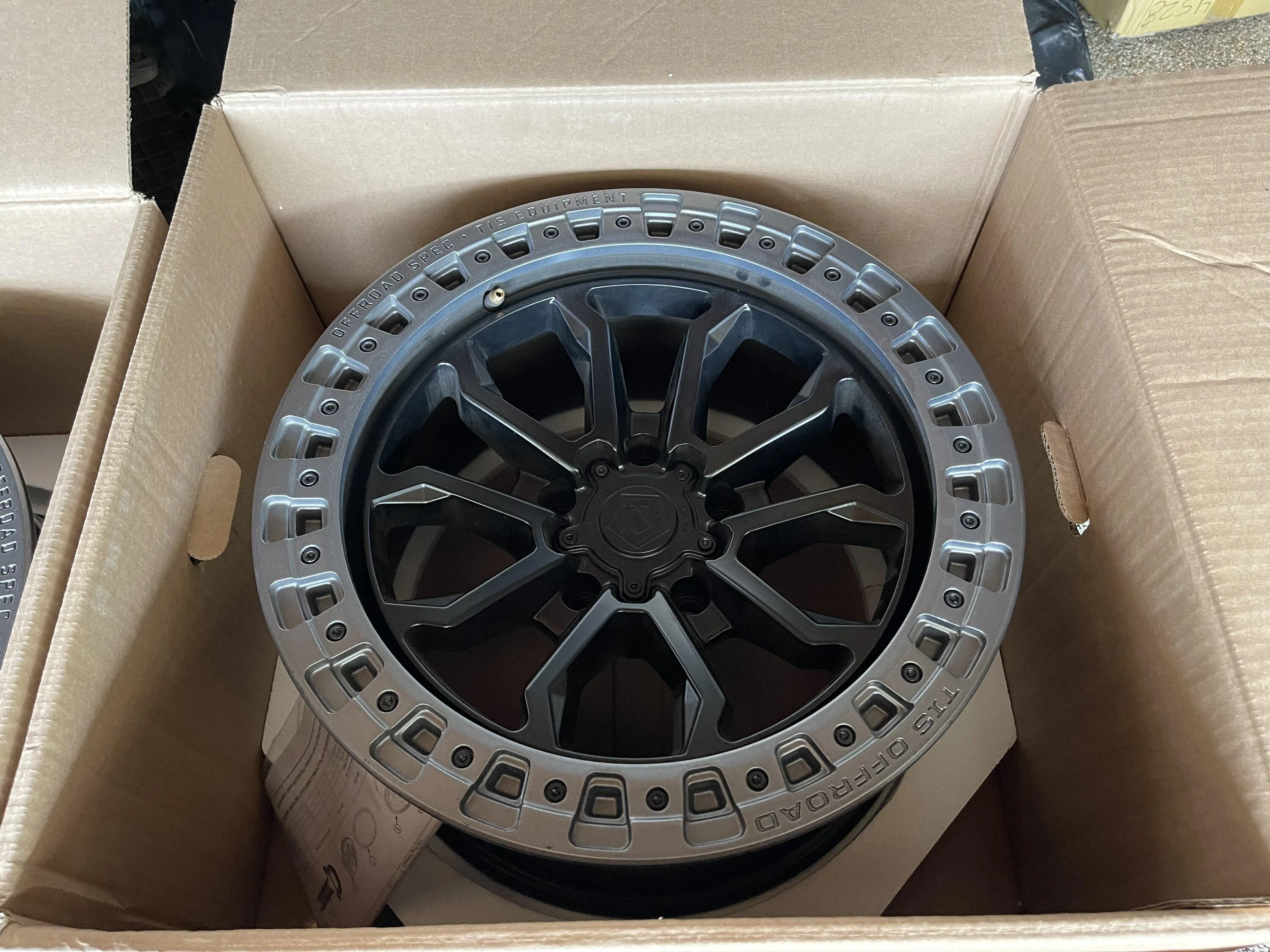 Jeep Gladiator Wheels for sale BC535CBB-10B5-4E0A-BFFD-4F06EA456D53