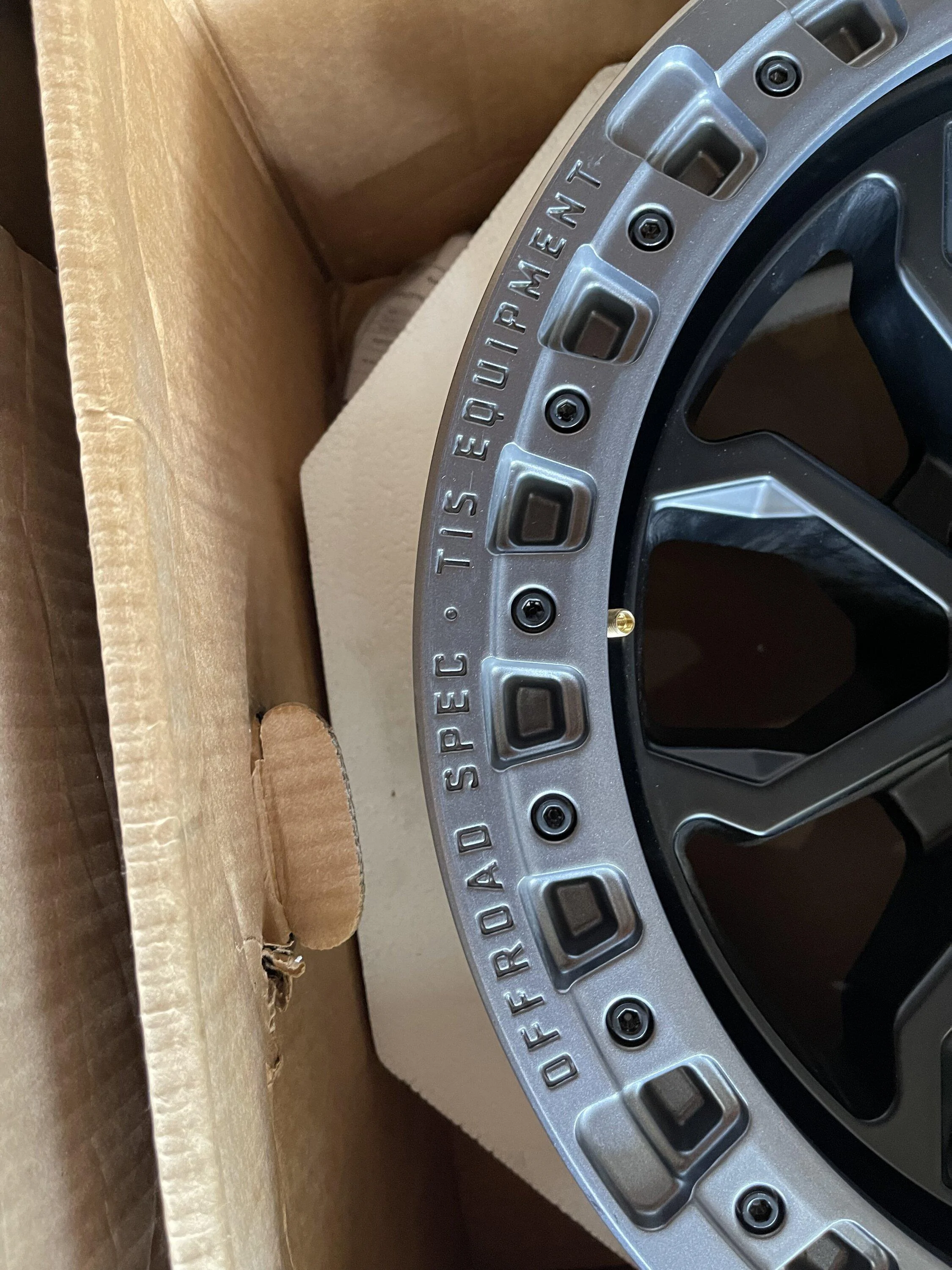 Jeep Gladiator Wheels for sale 555D30A0-E3B5-4C97-8F5E-EC6F8A858935