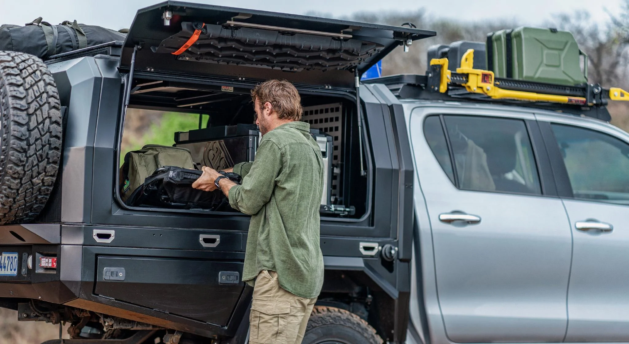 Jeep Gladiator Someone Needs To Make An "Overland" Shell smartcap-bed-replacement-system-smartcap-xl-open