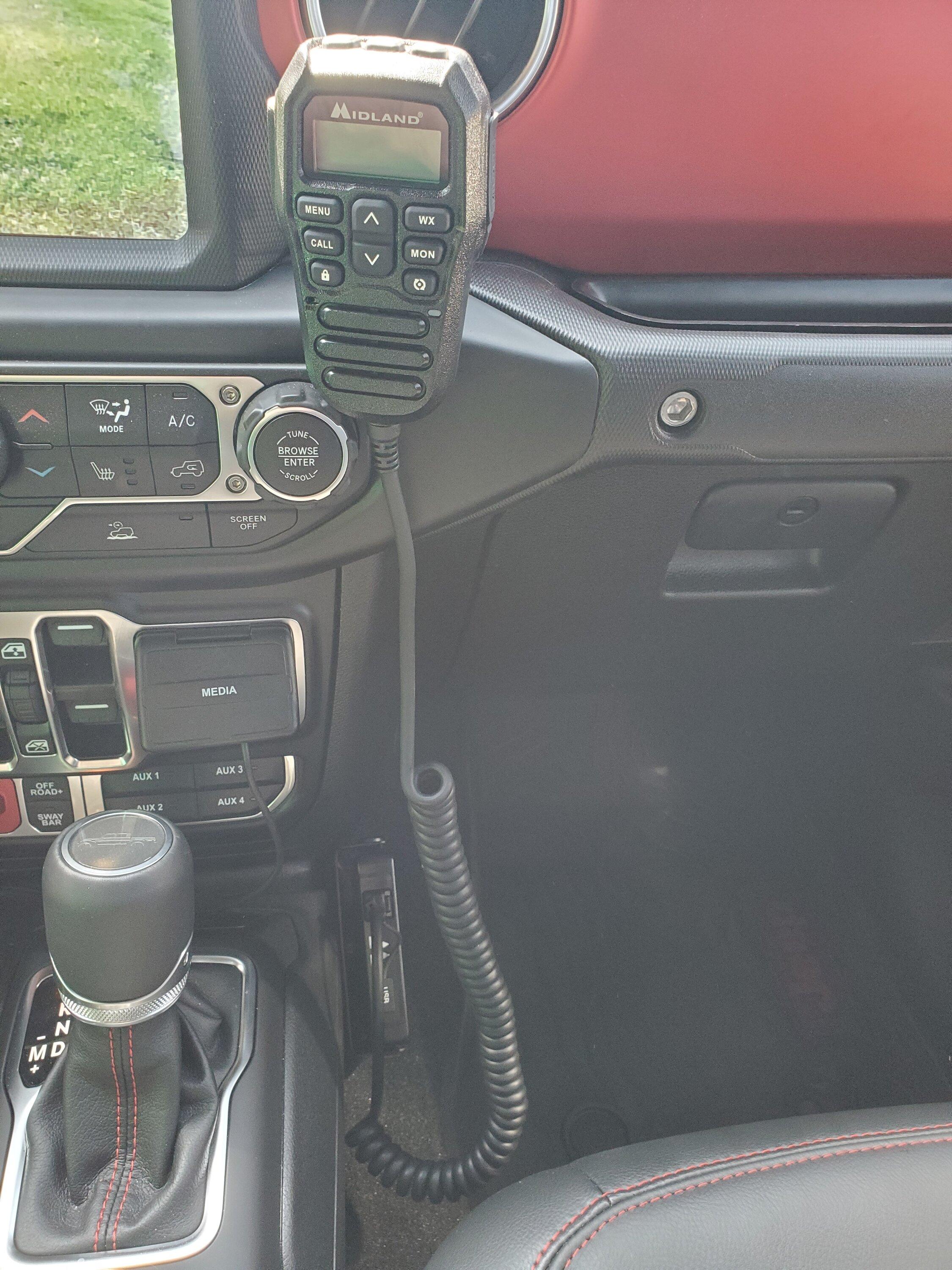 Jeep Gladiator Midland MXT 500 Install Locations 20220606_104410
