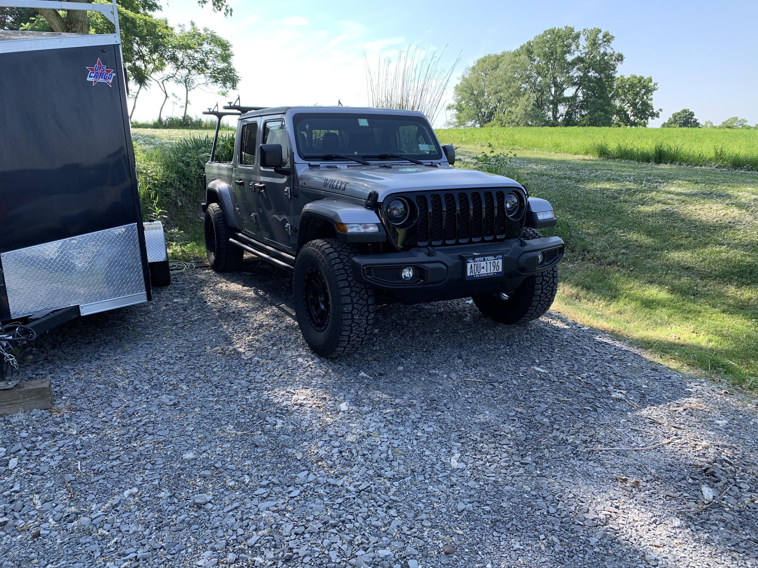 Jeep Gladiator Walmart sale 315/70r17- No longer on sale... 53B3C403-8CD0-4107-985E-51202E3BEE9E