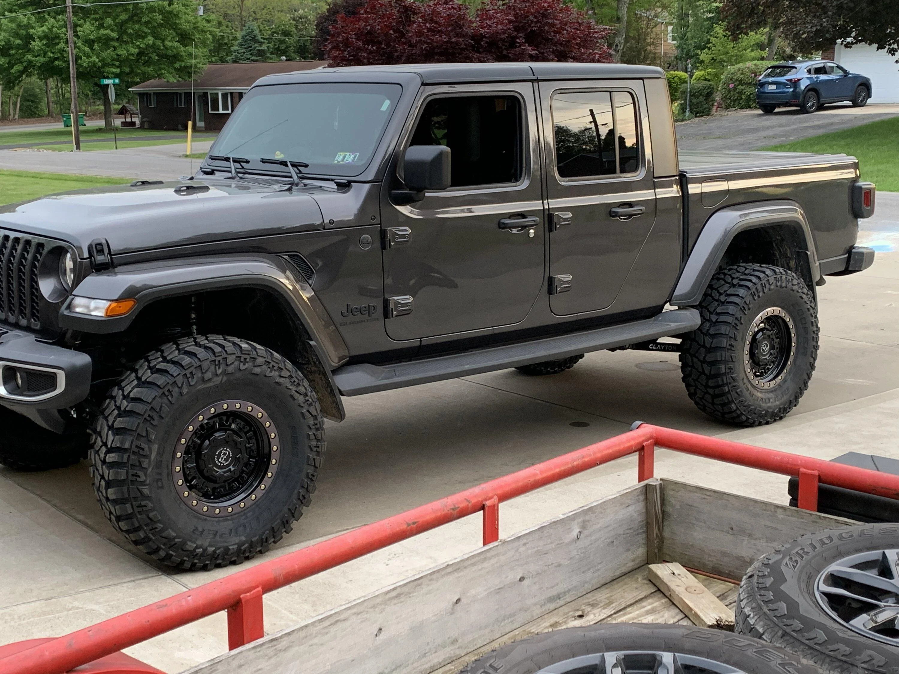 Jeep Gladiator GRANITE CRYSTAL JT Gladiator Club 8A86CF98-03DD-4DE9-8D0C-399F03069B27