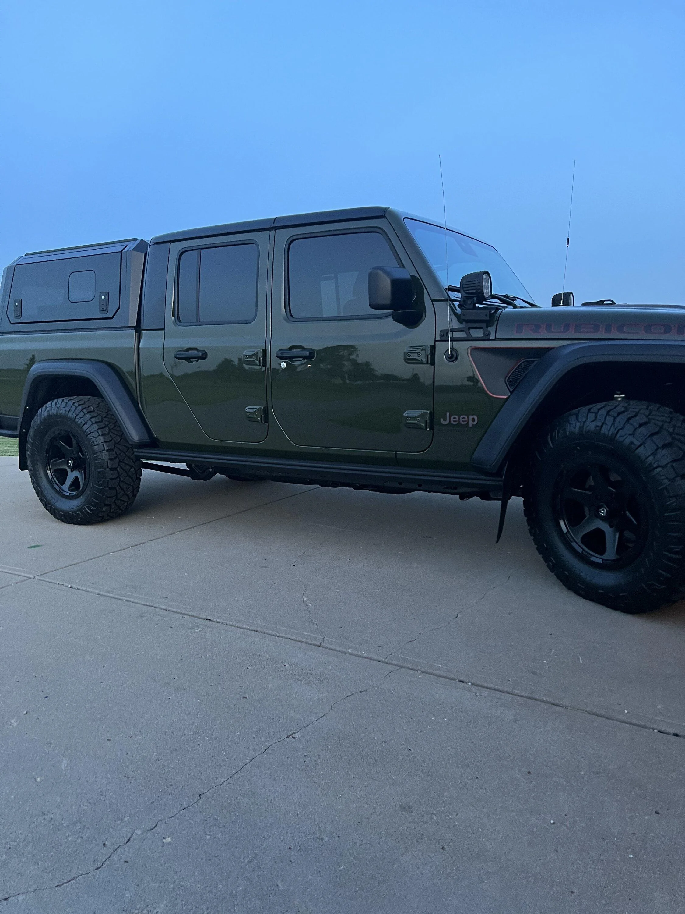 Jeep Gladiator SARGE GREEN Gladiator club DD133AE3-2E14-4125-9861-BB861D2697A9