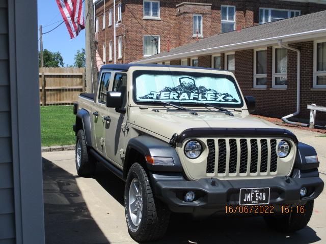Jeep Gladiator New Sunshade for Windshield! Jeep Shade.JPG