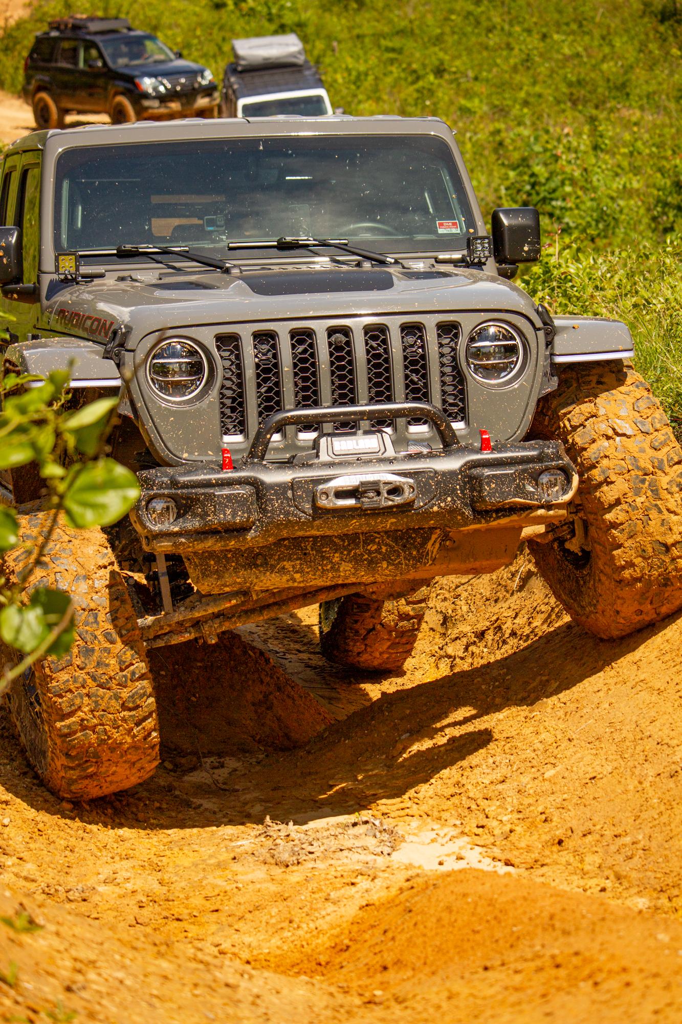 Jeep Gladiator Gladiator Glamour Shots 38138EBC-EE01-4F40-8087-0B4E15E9E8F5