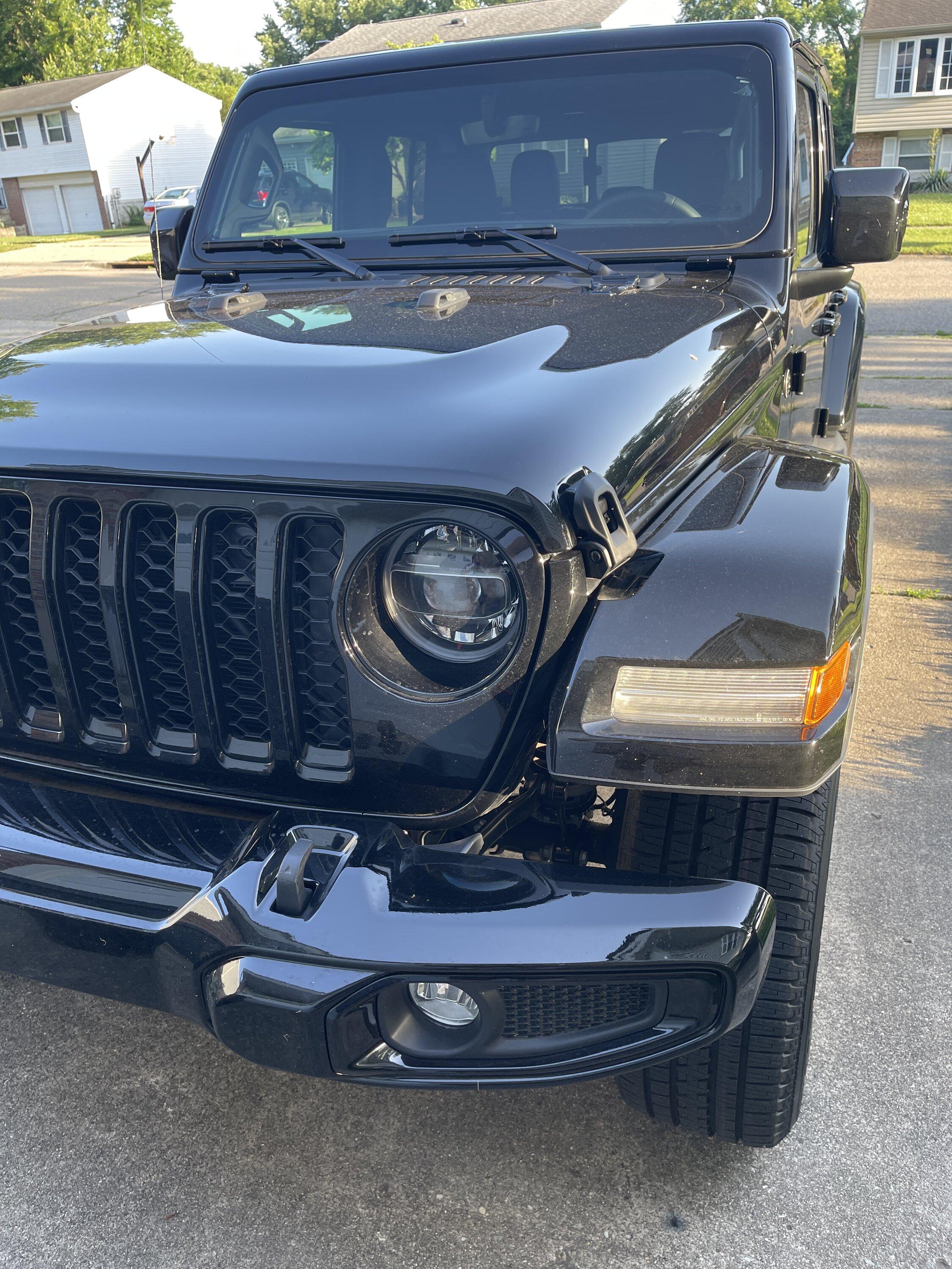 Jeep Gladiator BLACK Gladiator JT Club 20220614_234030044_iOS