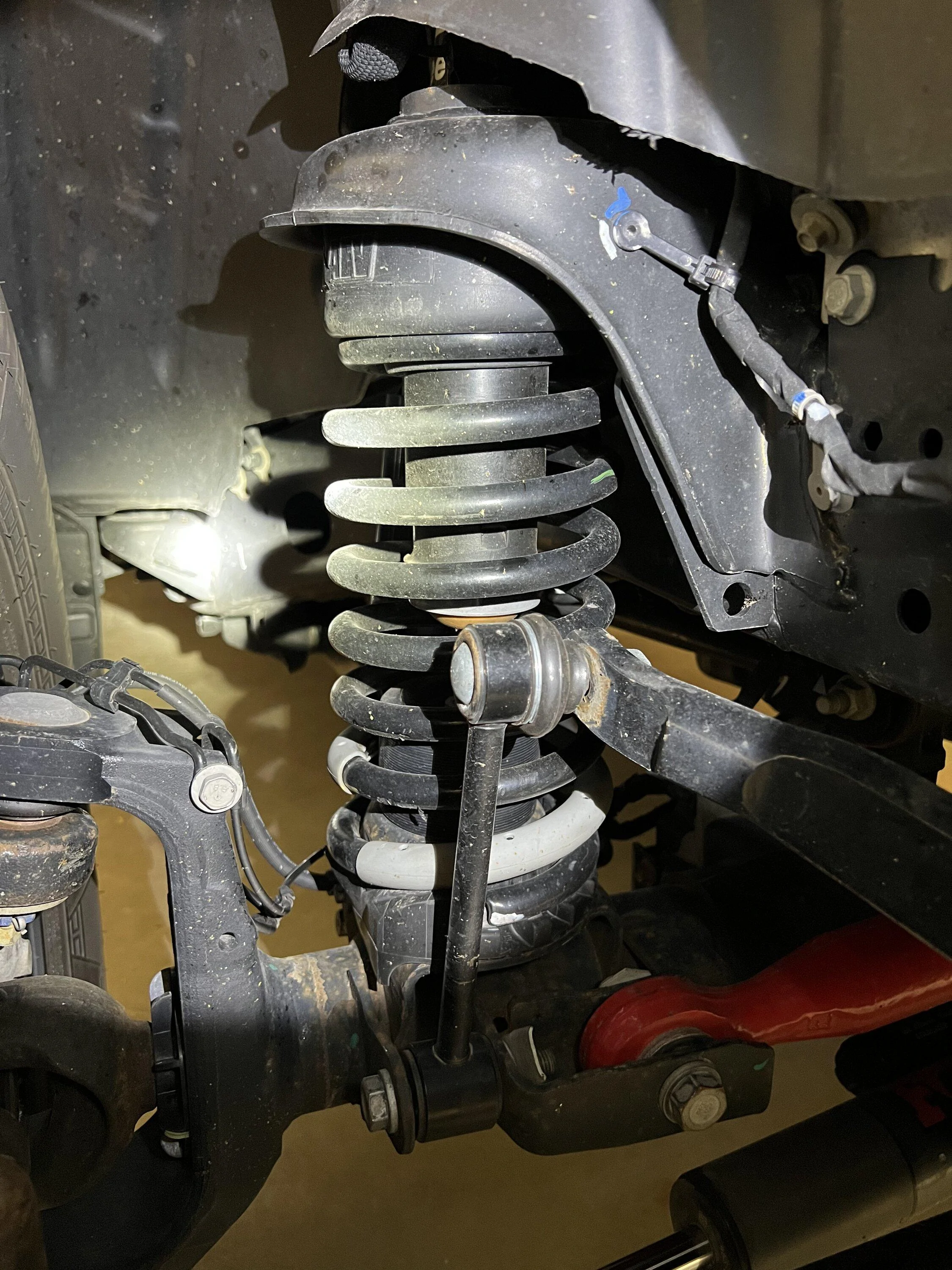 Jeep Gladiator Eco diesel Suspension bottoming out on normal roads 03C846C0-8C9B-4B50-BB6E-F01472FEE8D5