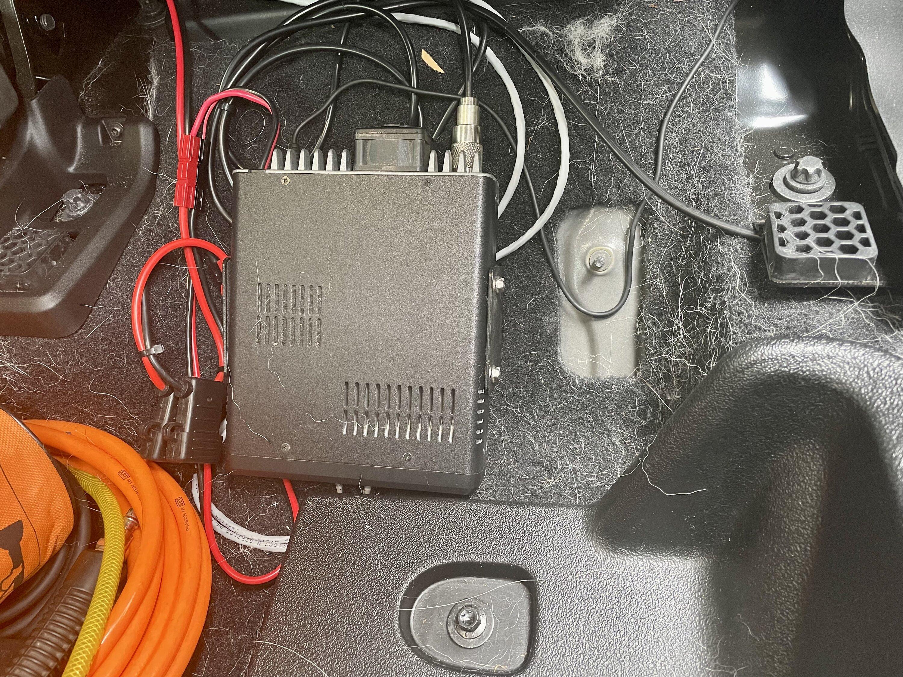 Jeep Gladiator Ham radio install IMG_4710