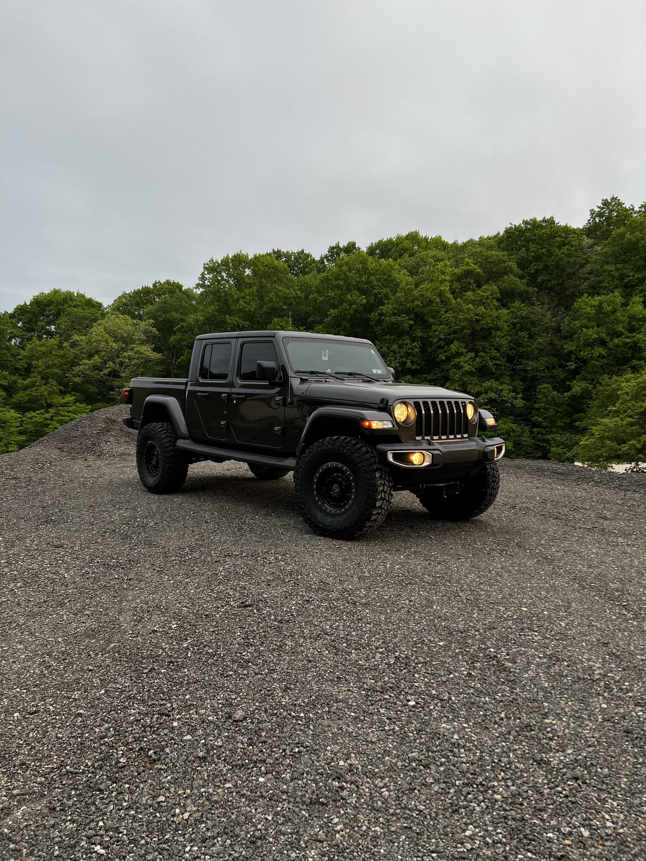 Jeep Gladiator Your Jeep's name A738D798-0450-4261-98BB-E79C78B93AB3