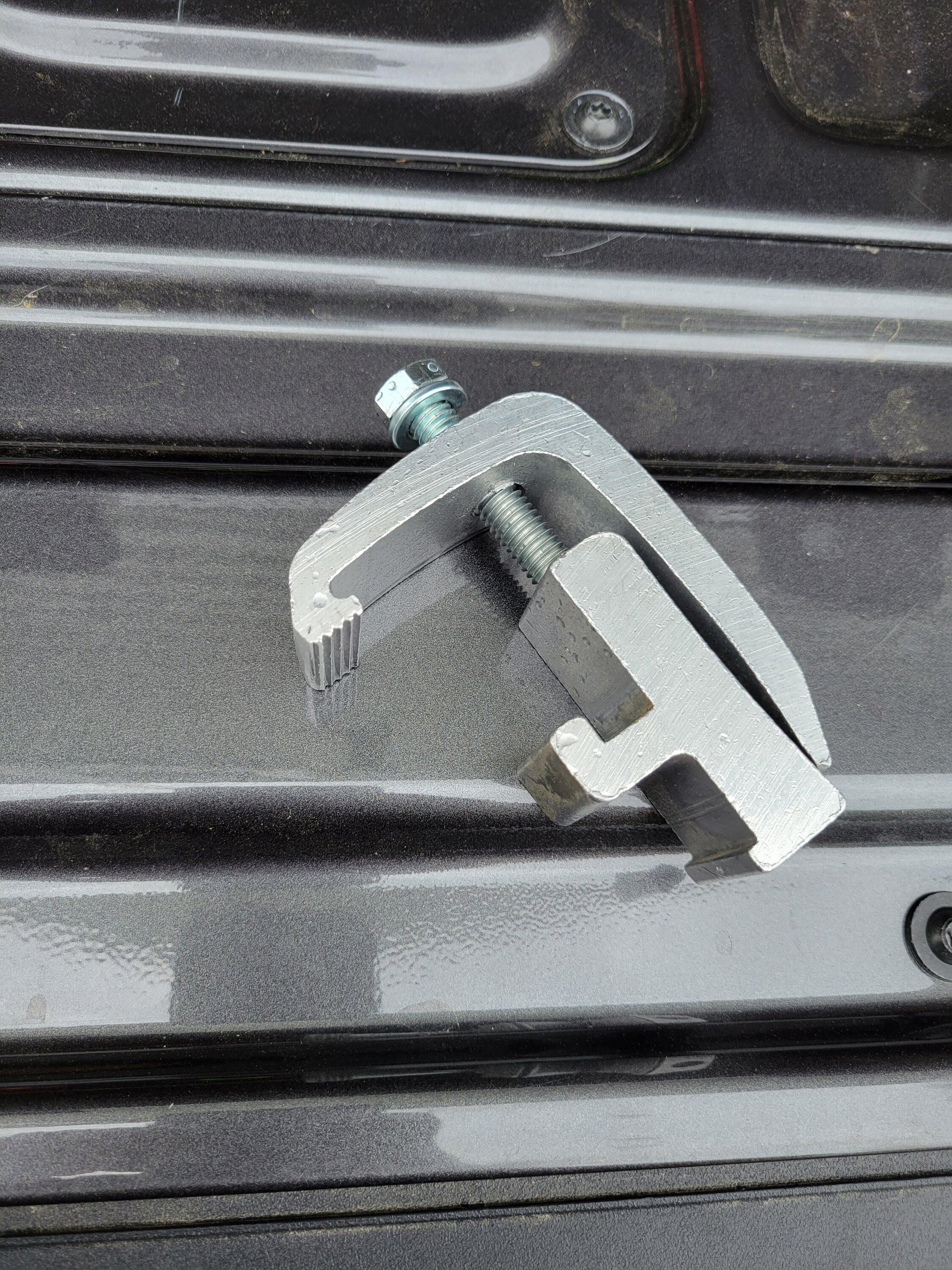 Jeep Gladiator Softopper delivered... question on utility clamps 20220430_112407