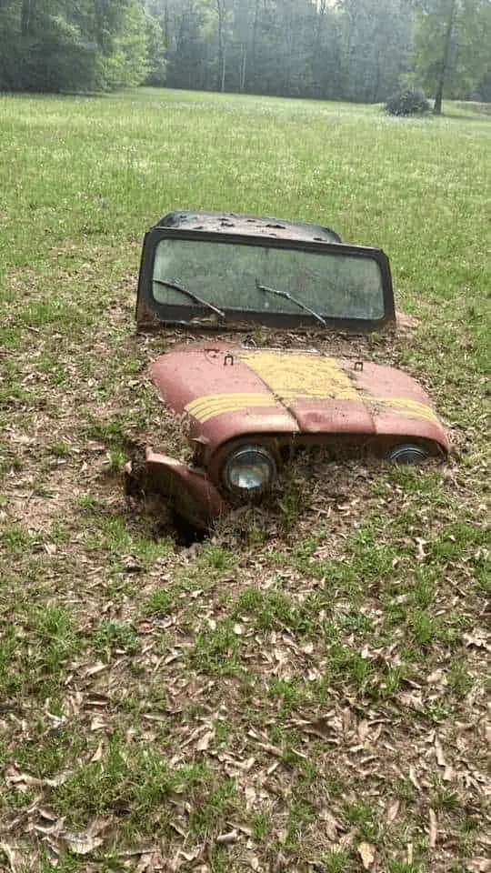 Jeep Gladiator Old Jeeps never die.... They just fade away stuck J
