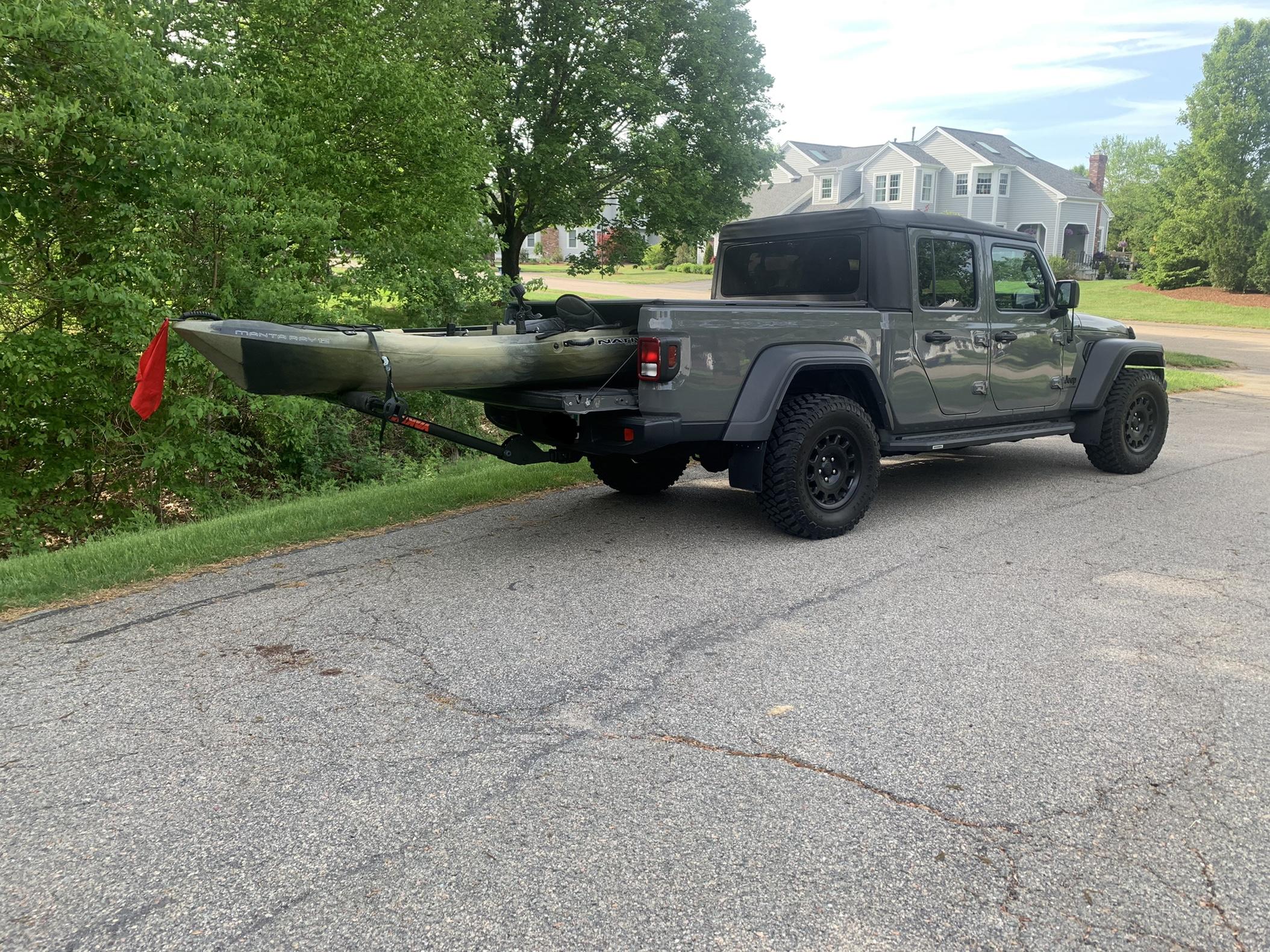 Jeep Gladiator How do you guys carry your kayaks? 609B9039-117E-48F6-BBE8-7824032CCF5E