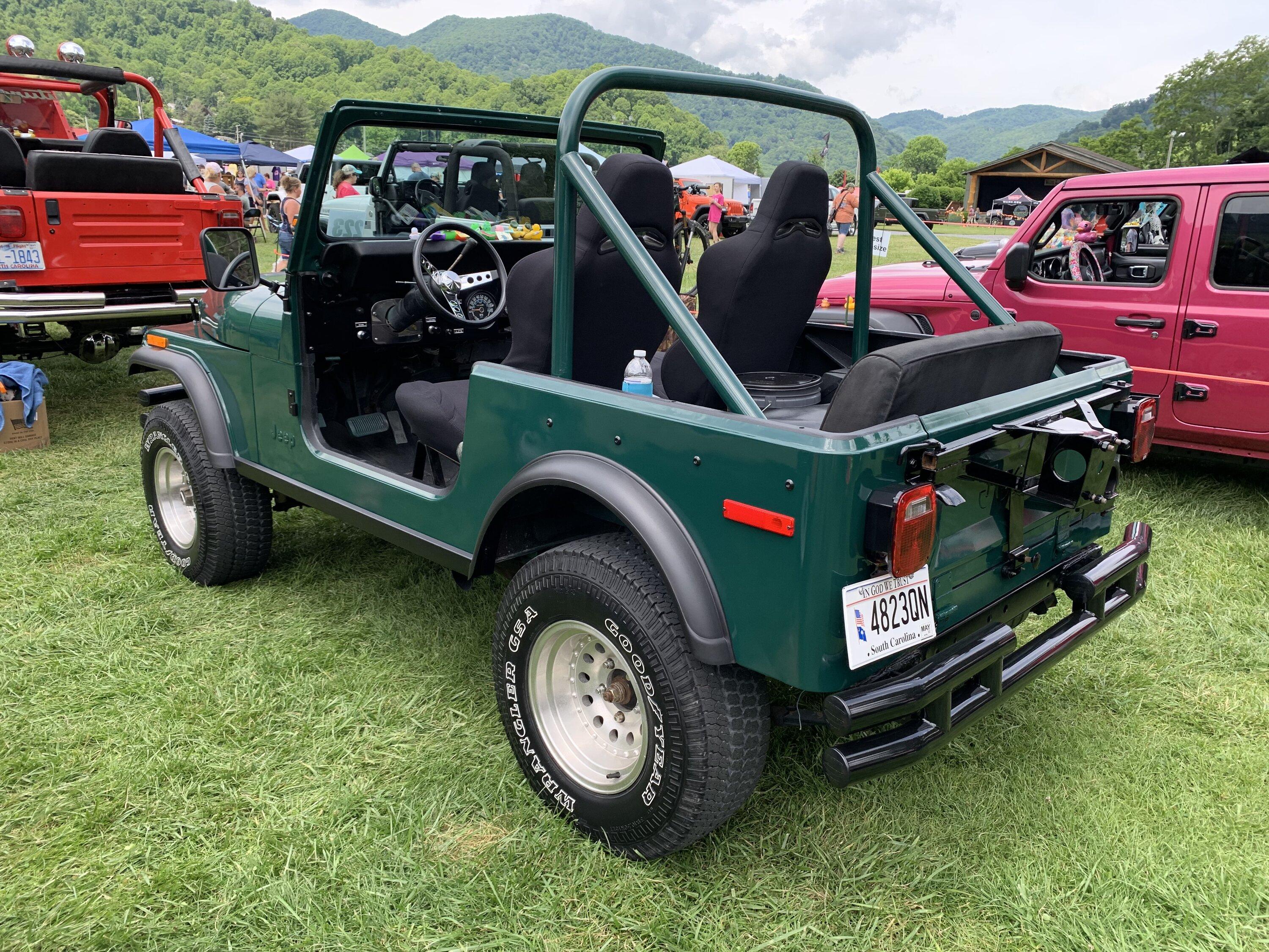 Jeep Gladiator Old Jeeps never die.... They just fade away 6E36952F-244E-443D-A5A8-B0A72E38D3DF
