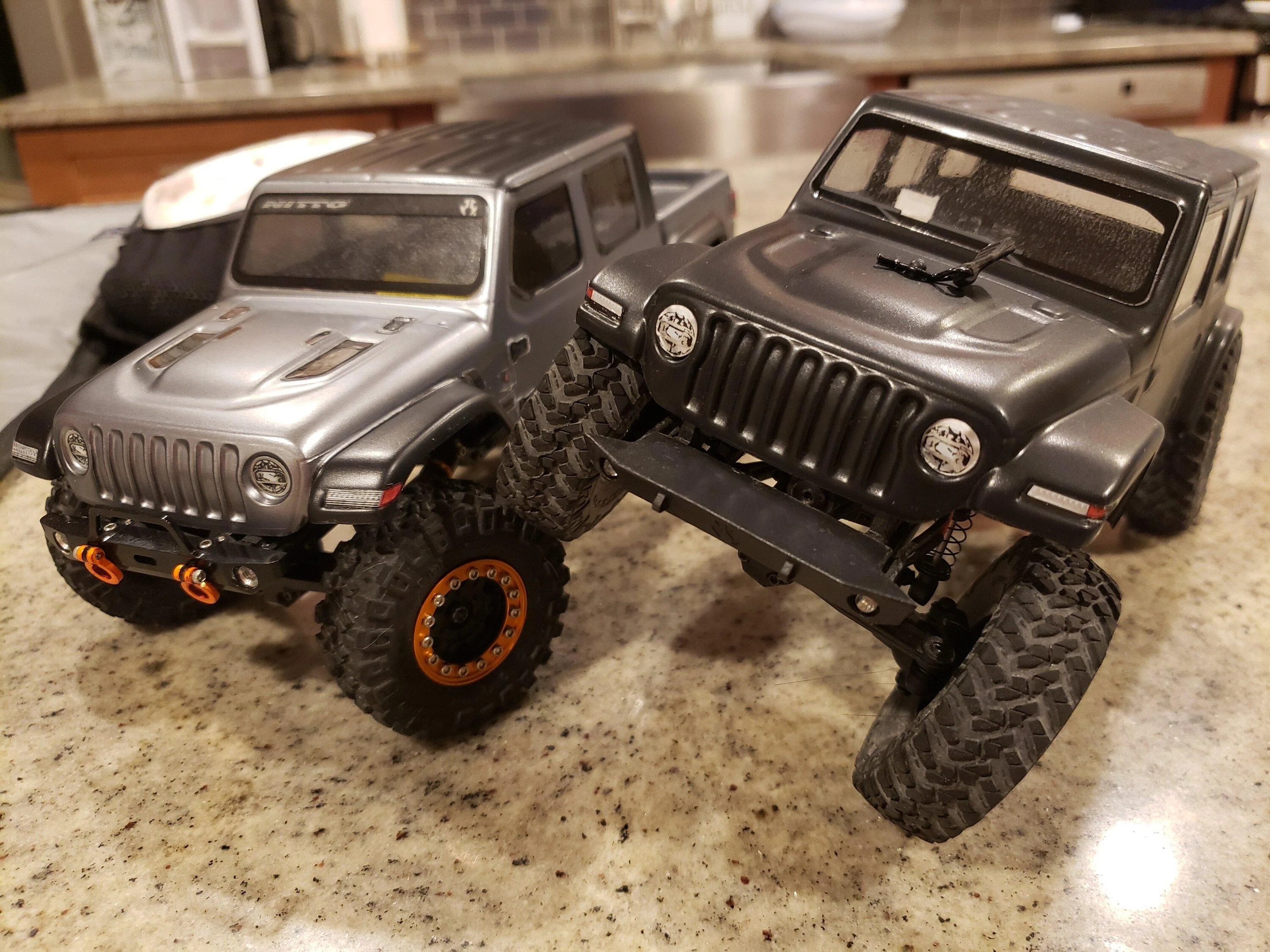 Jeep Gladiator Axial SCX24 Gladiator JT 20220618_215442