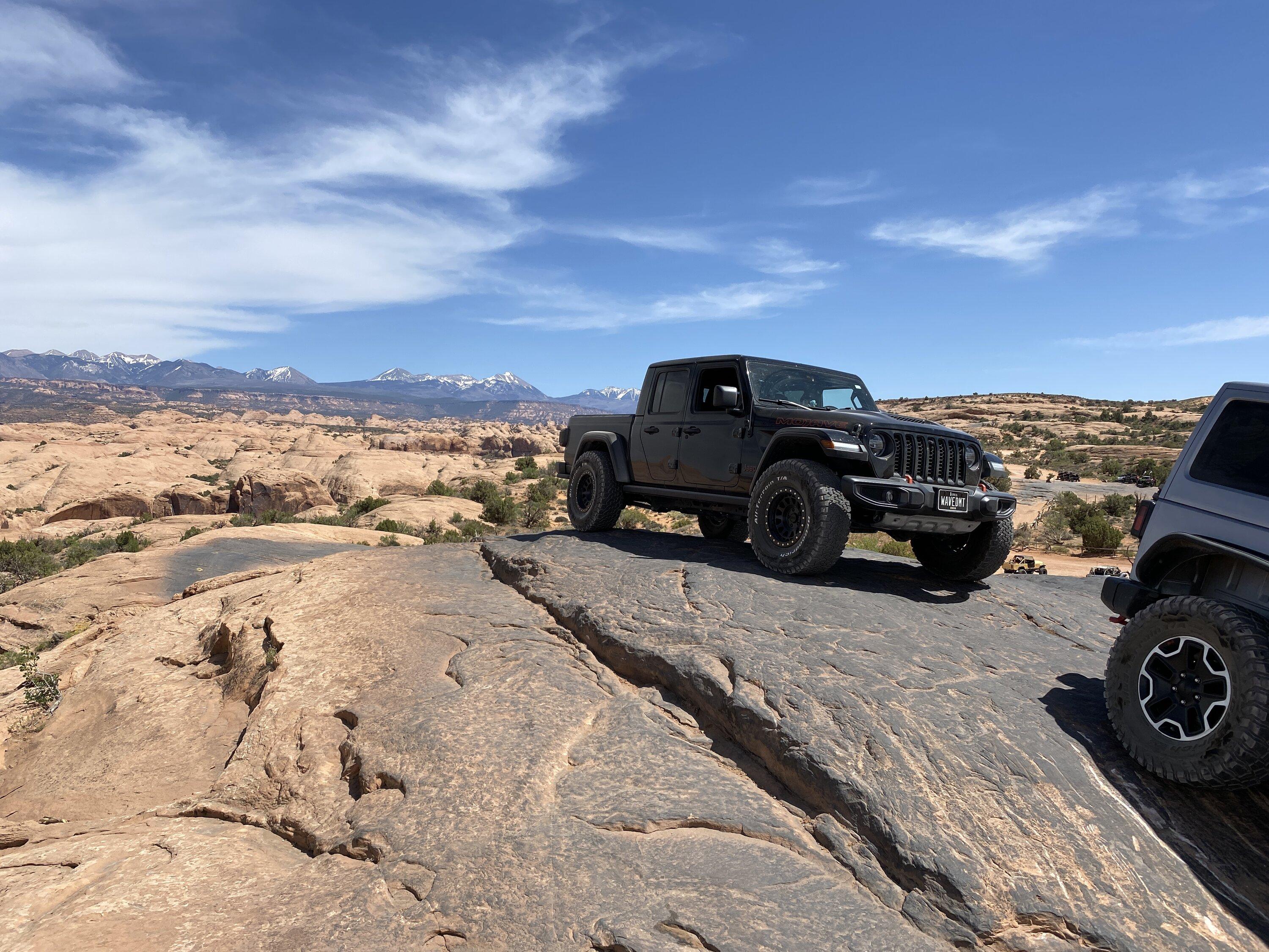 Jeep Gladiator MOJAVE Edition Gladiator JT Club BBC0302D-50B5-4D2B-B43D-C8E2D0EFAE18