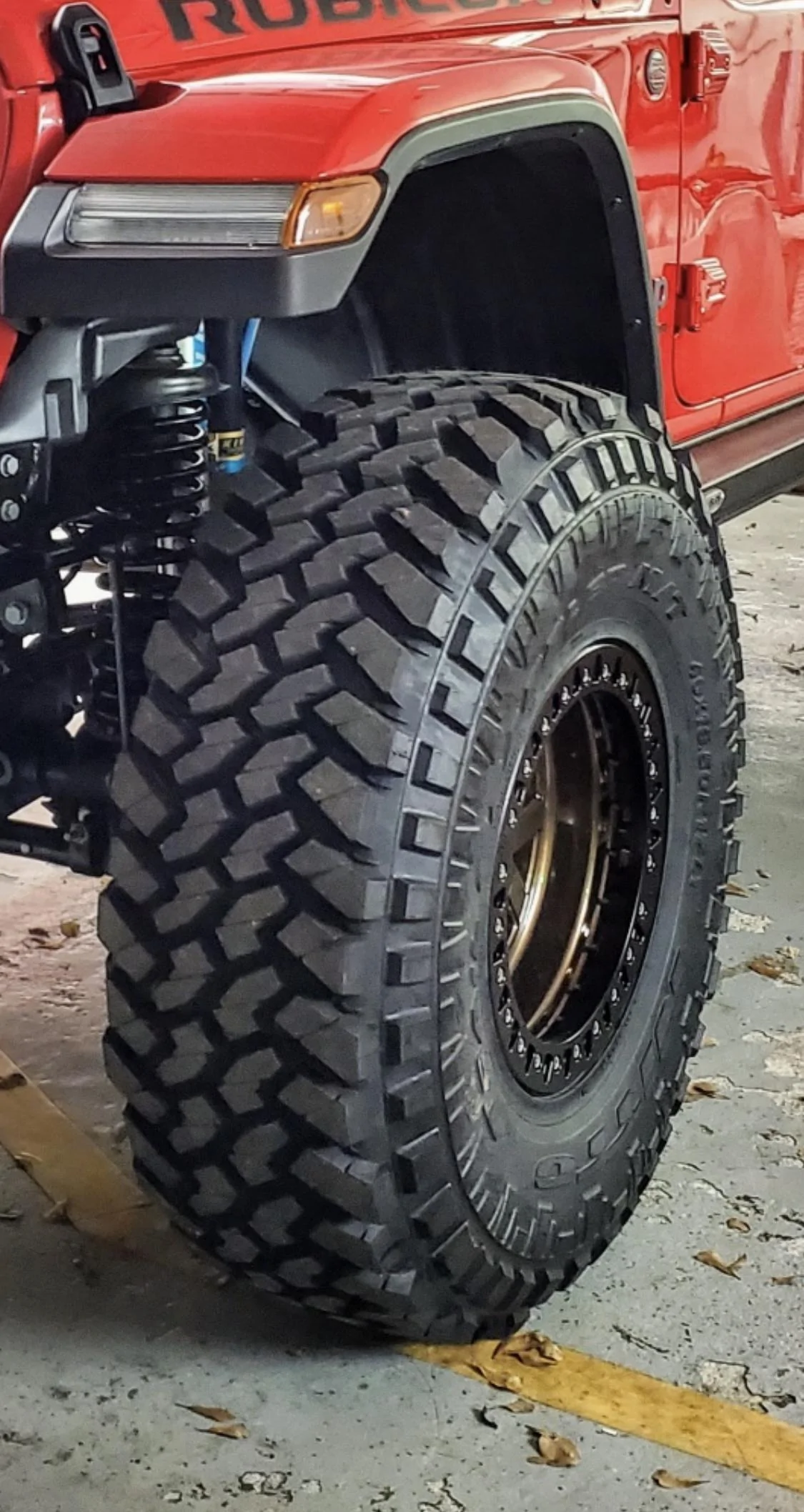 Jeep Gladiator Your Guess On Tire Size In Picture Please, Thanks 77847703-ABA5-48E0-98D8-5B22BC00F91F