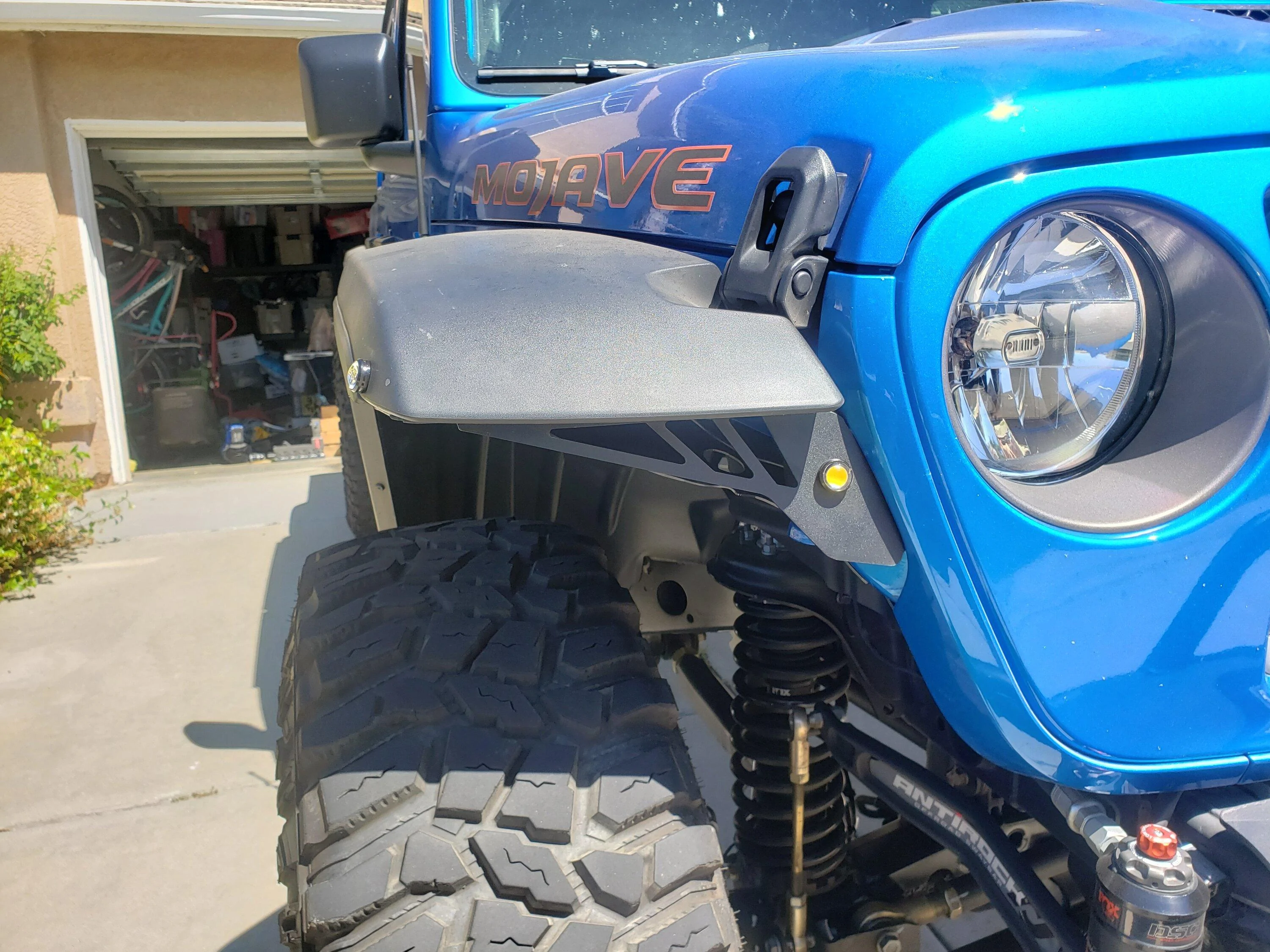 Jeep Gladiator Building a Mojave on 40's 20220619_103021[1]
