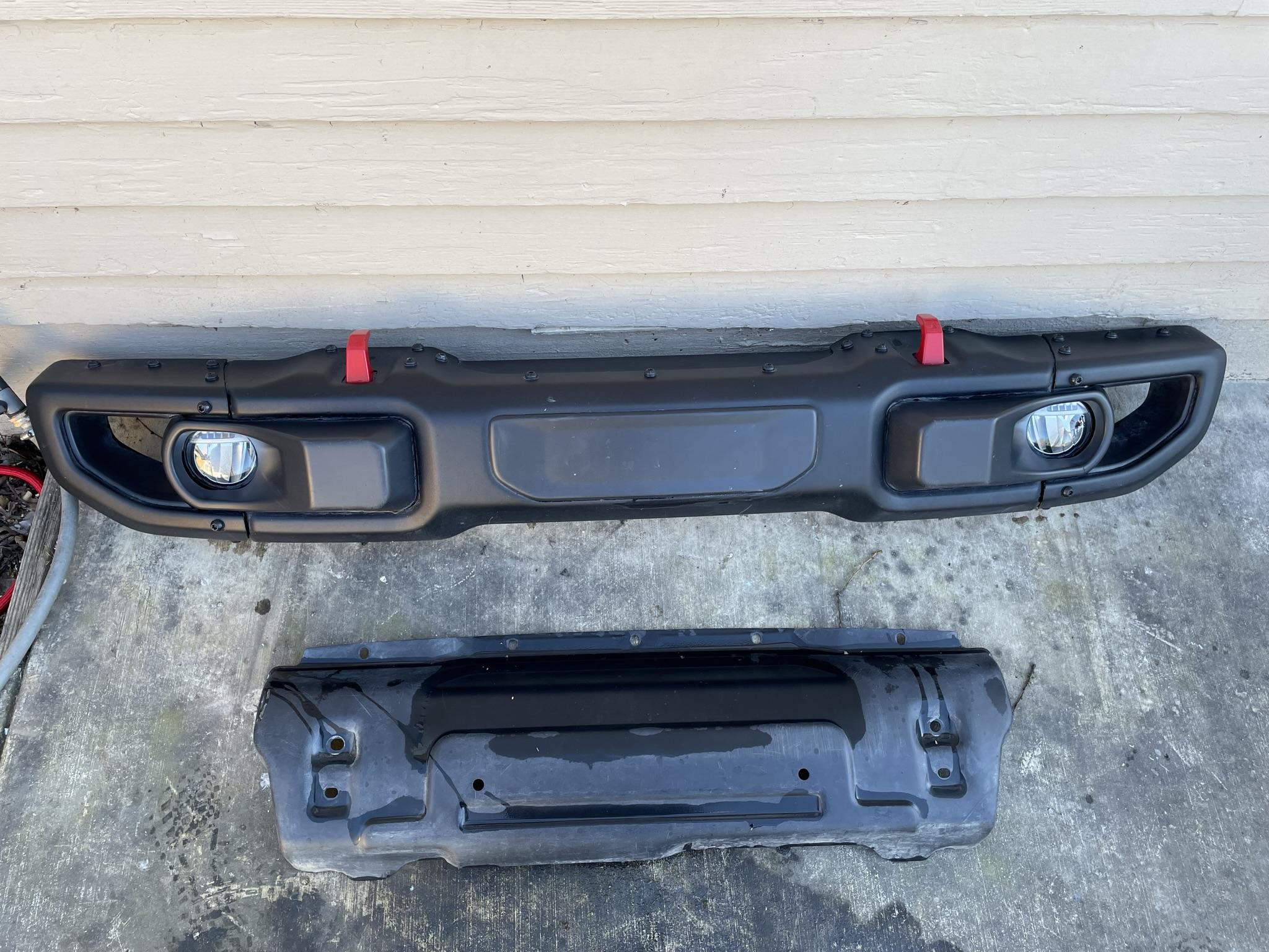 Jeep Gladiator Steel Mopar Rubicon Front bumper AA26A595-ADD0-4E72-8CF9-4524621D84AF_1_102_a.jpe