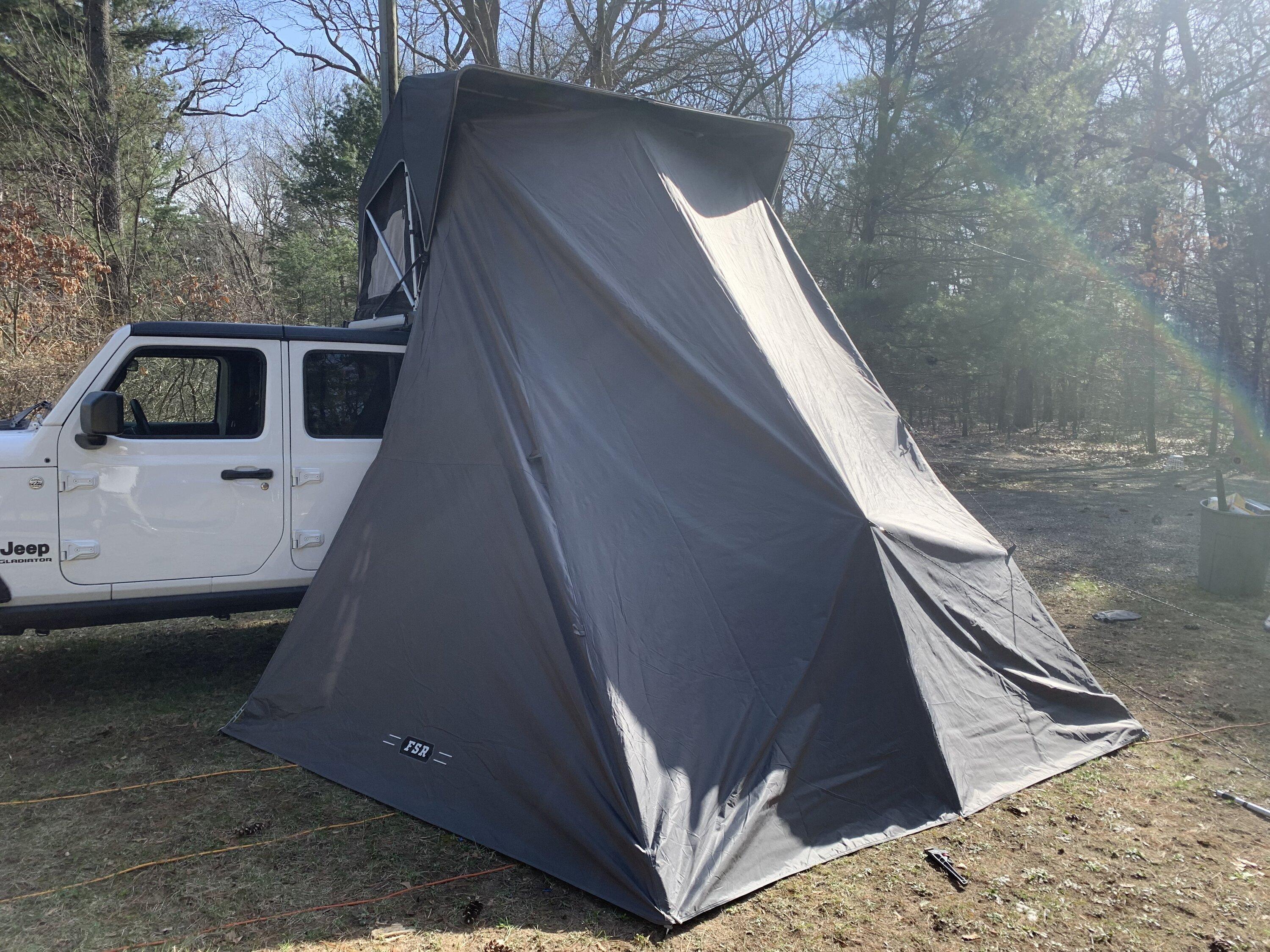 Jeep Gladiator FSR Rooftop tent for sale - Mi 6A0A2098-A06E-4318-B024-301AE334C4DA