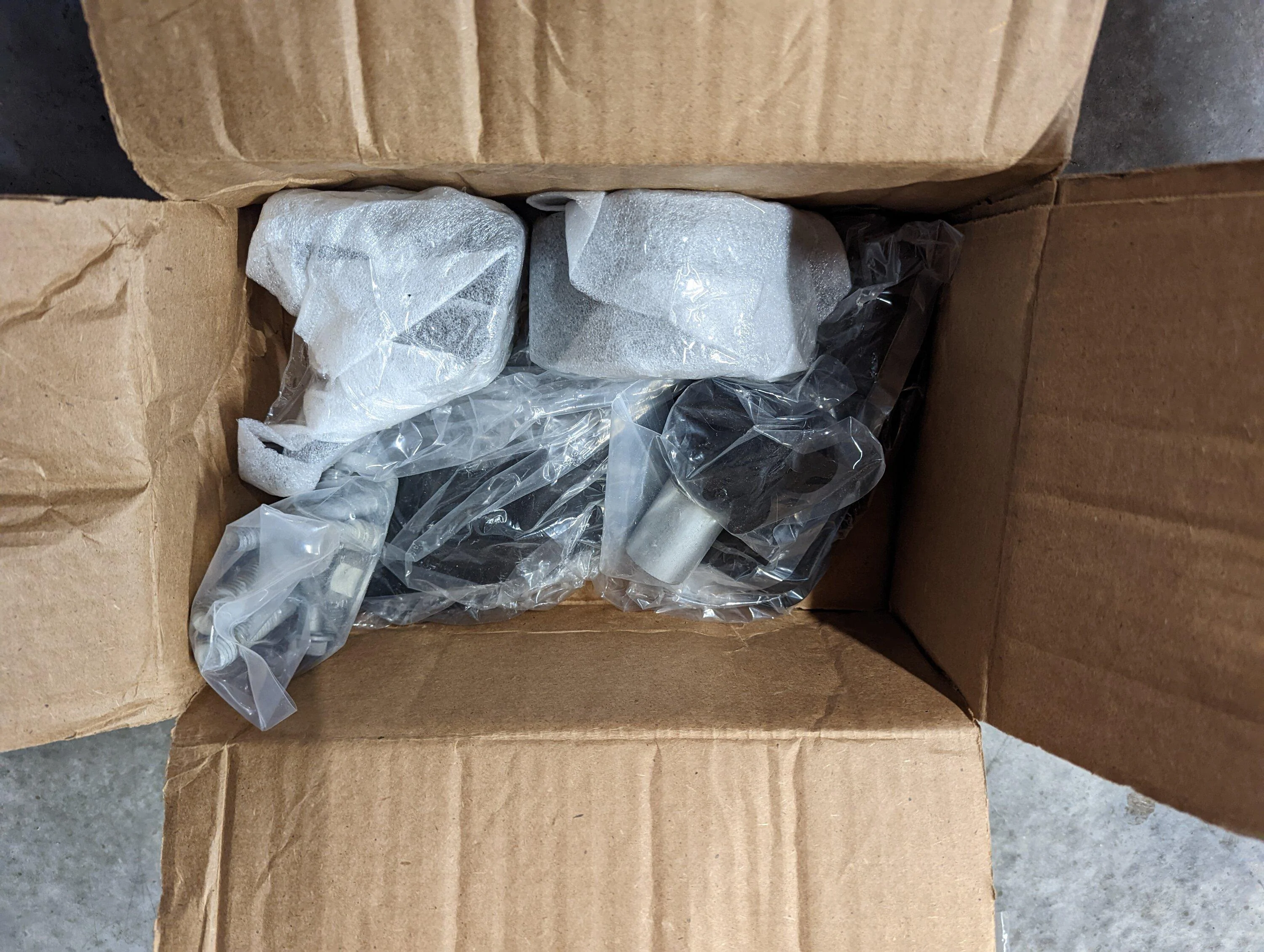 Jeep Gladiator Teraflex Rear Trackbar Bracket Kit NEW $100 Shipped PXL_20220620_115308128
