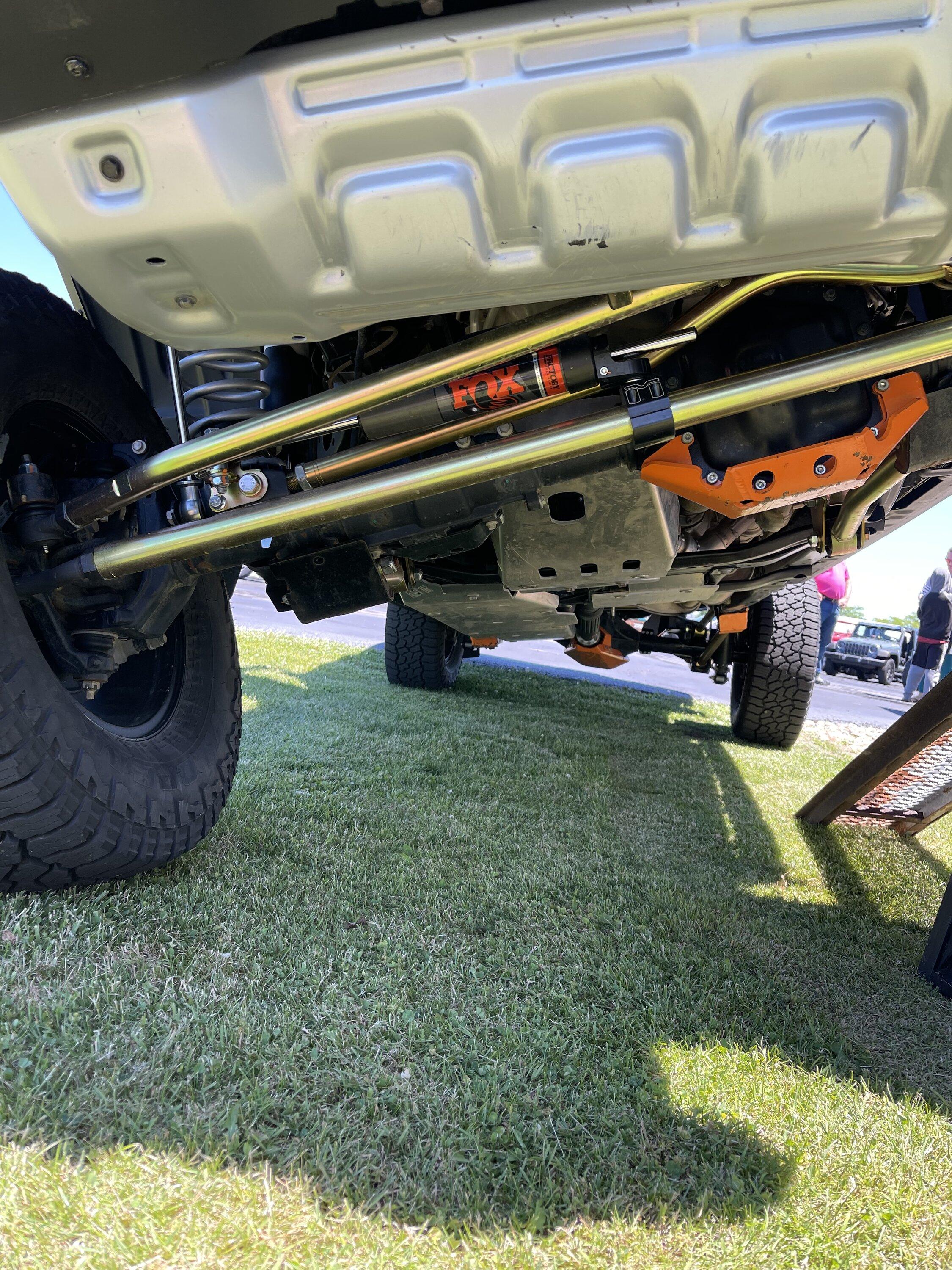 Jeep Gladiator MOJAVE Edition Gladiator JT Club 5846BBFA-B3C8-431B-BC0B-2EB3D6F17883