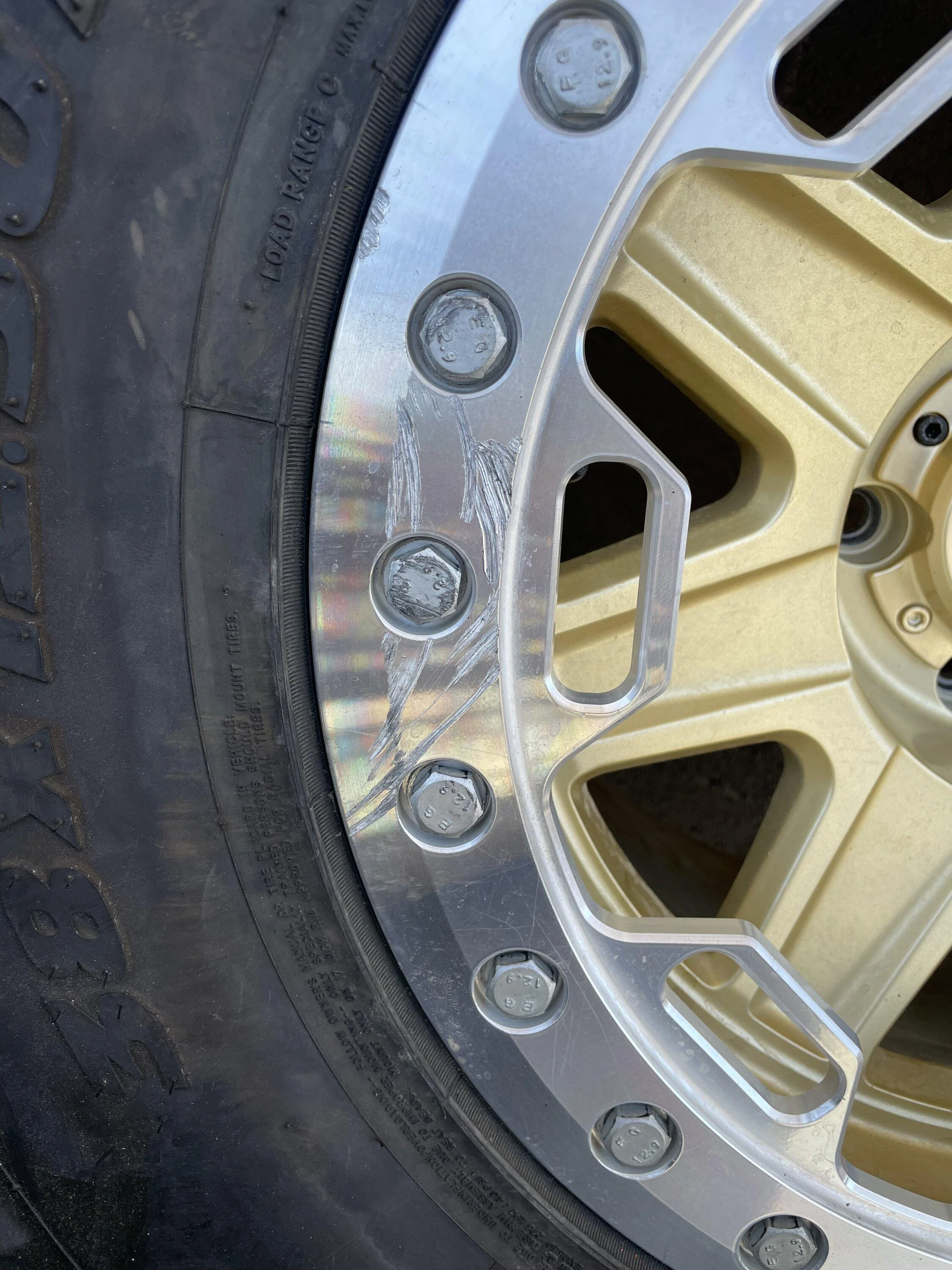 Jeep Gladiator Black Rhino Beadlocks/ Nitto Tires B926464F-75AD-466B-B1B6-41496EABD8DD