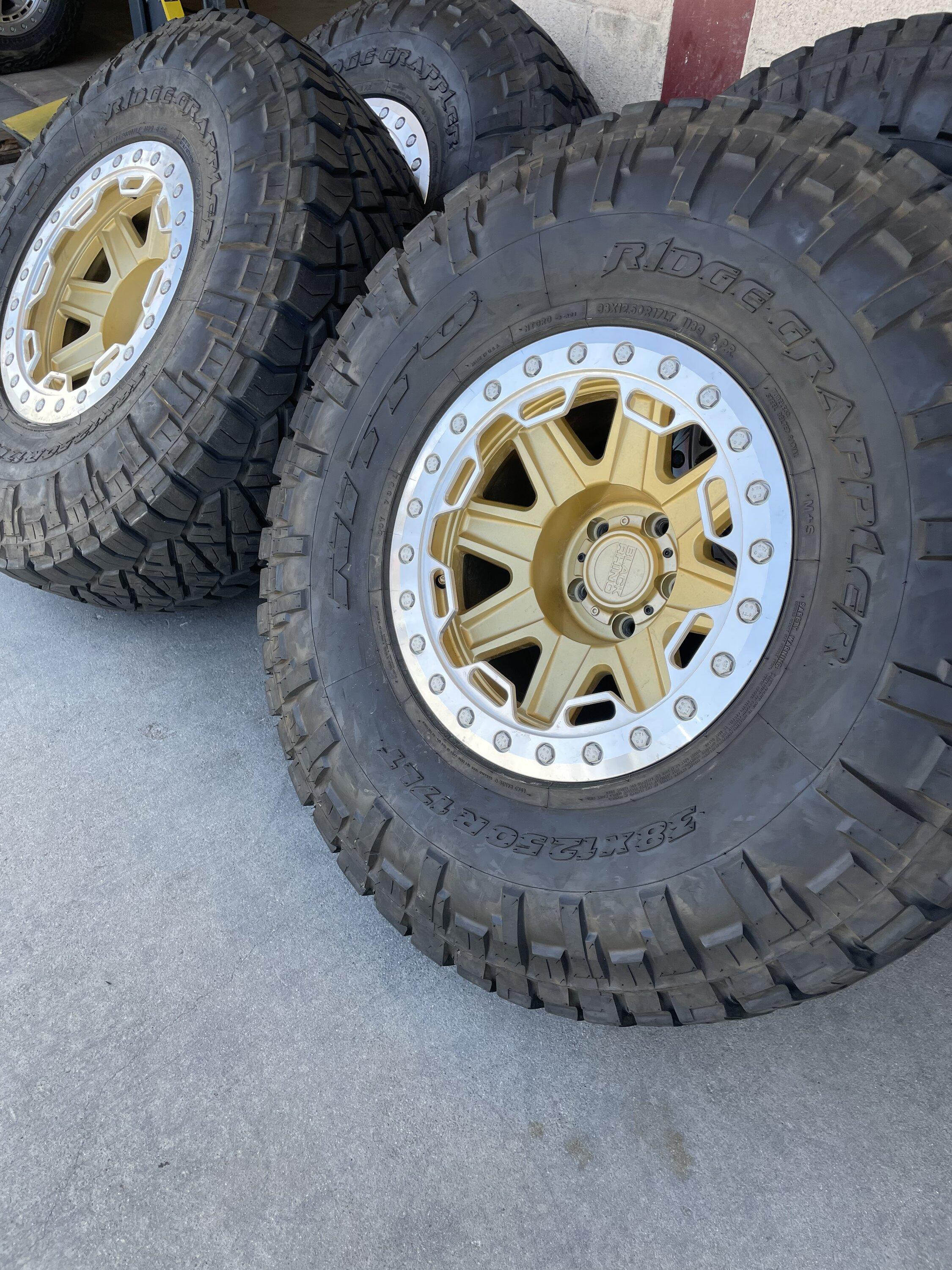 Jeep Gladiator Black Rhino Beadlocks/ Nitto Tires 5C922C21-89EE-4F2D-8E4B-EAFFB65E6CFD