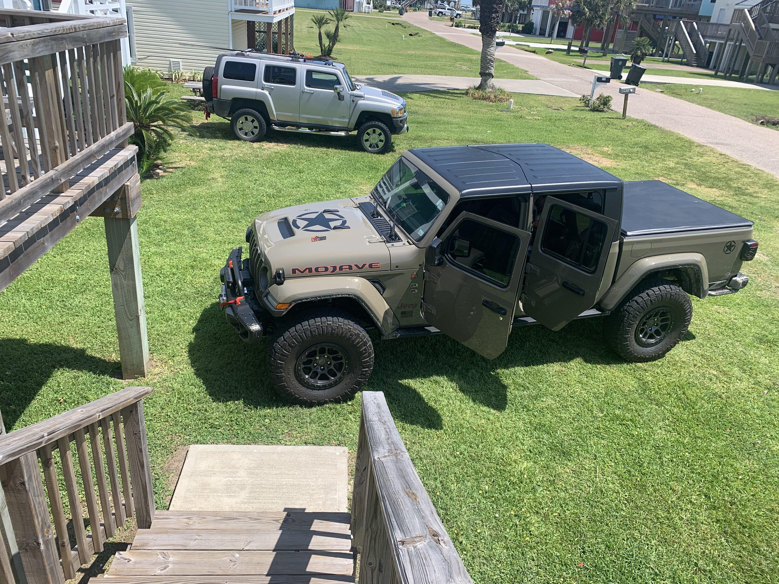 Jeep Gladiator Mojave with Xtreme recon package CE3A55A9-8F1F-4A52-A9B2-373FEA65B255