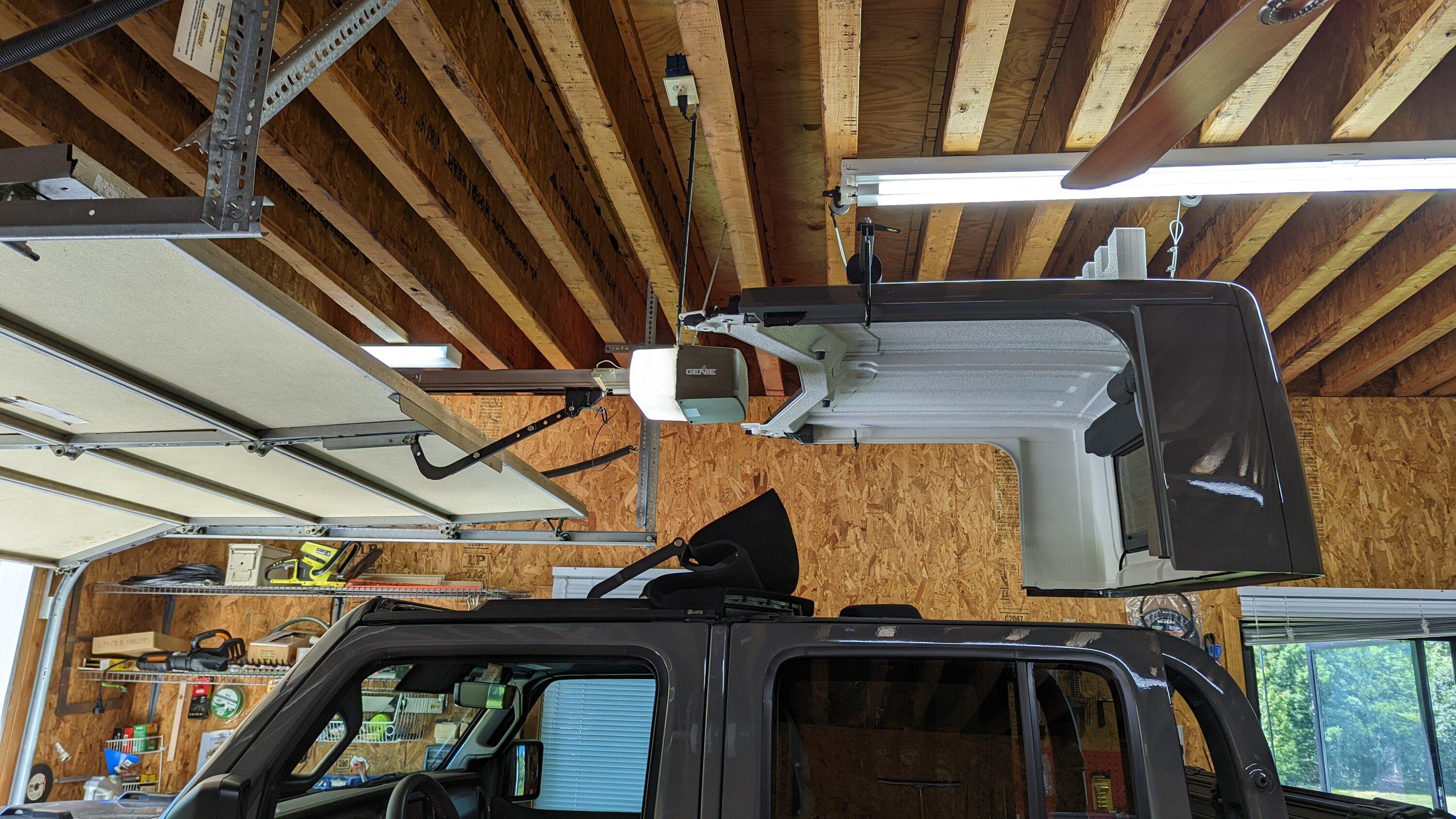 Jeep Gladiator Rear roof section. PXL_20220618_190718583