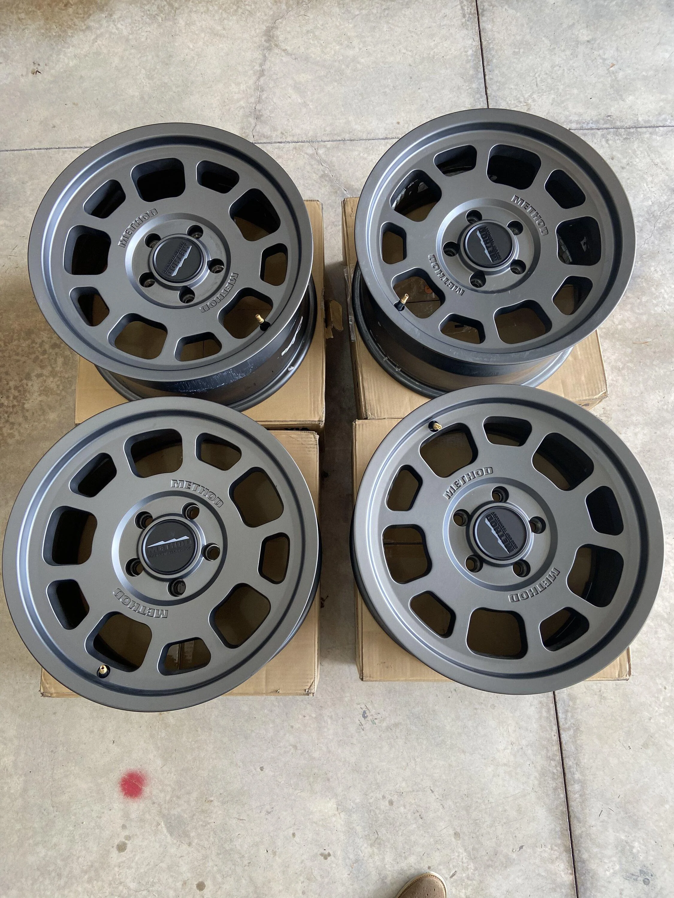 Jeep Gladiator New Method 705 Bead Grip Wheels 9FD1658A-CA03-4190-9878-69D460766C5B
