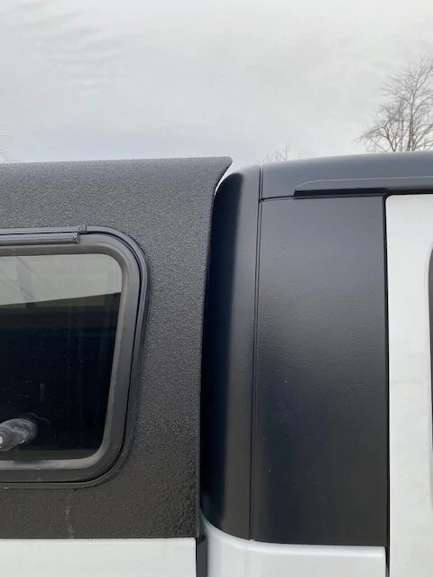 Jeep Gladiator Bought a new truck cap. Passenger Sid