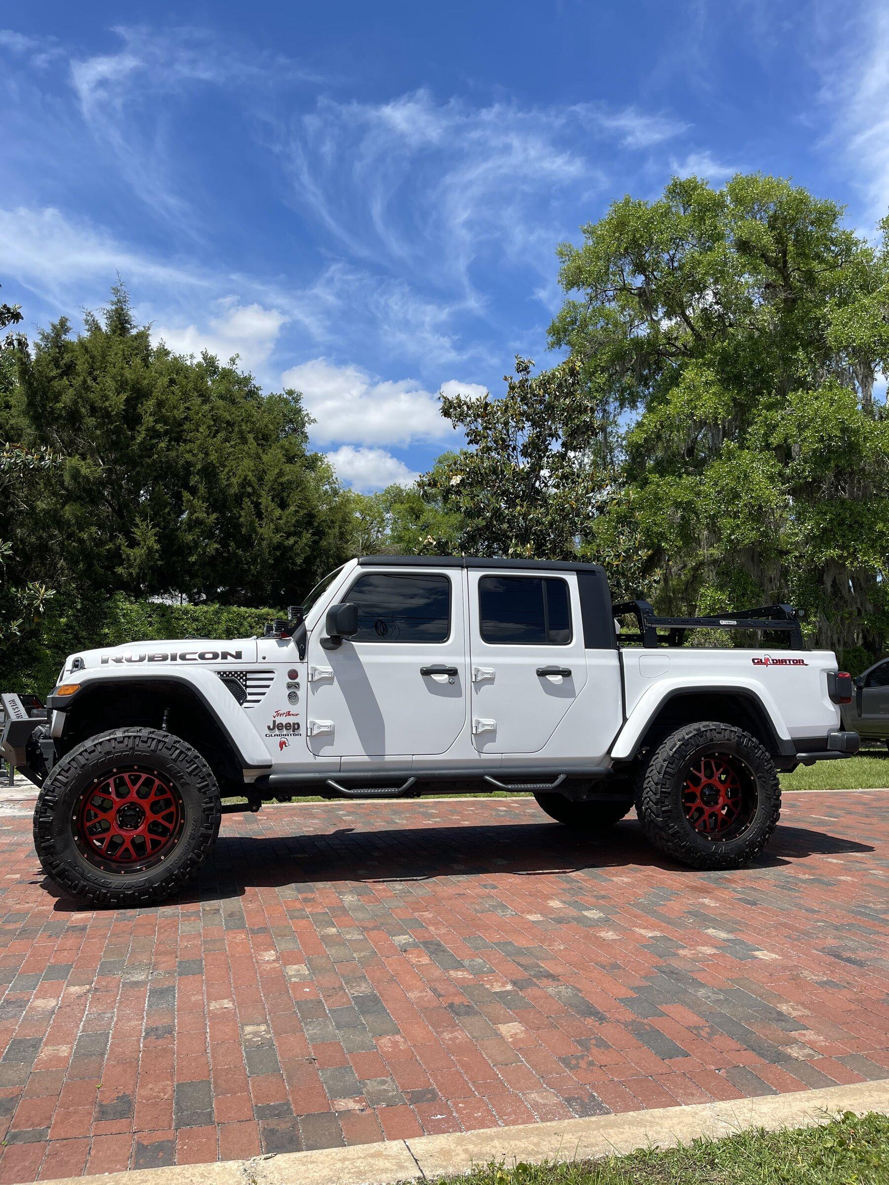 Jeep Gladiator TUWA Pro New Shiprock Mid Rack System is now available! IMG-9696