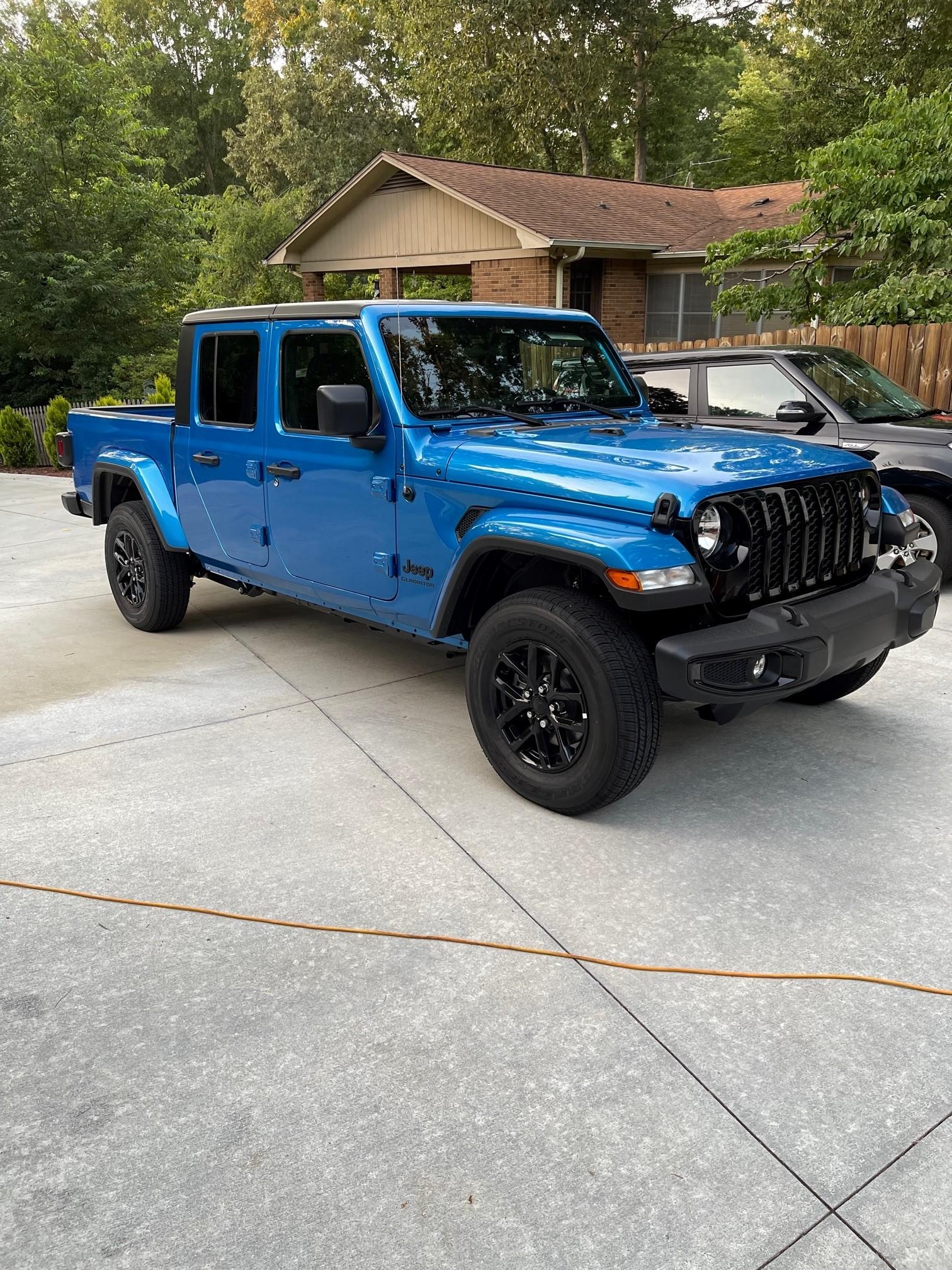 Jeep Gladiator Took Delivery of Your JT? Sign in Here! gladiator_stock