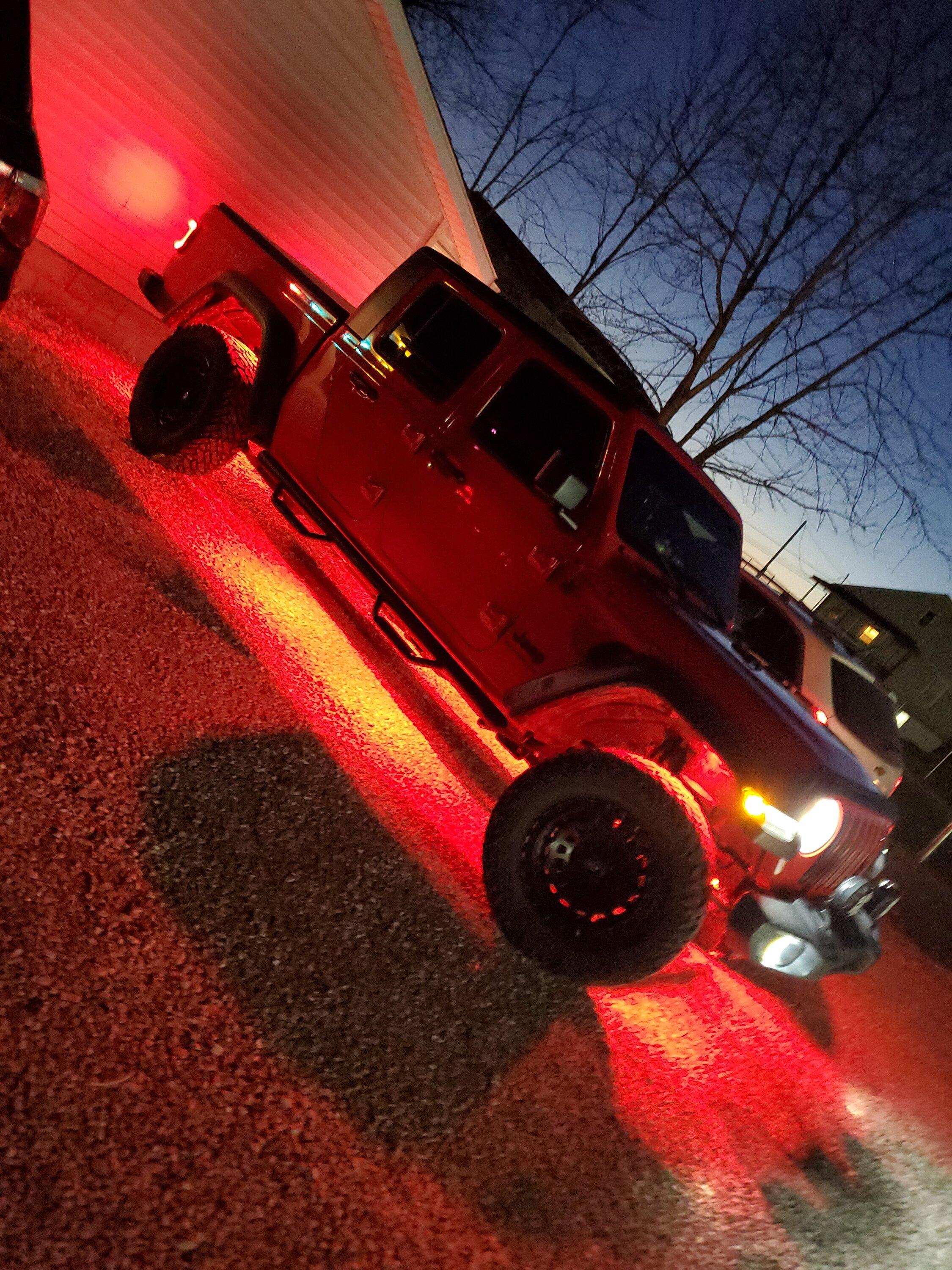 Jeep Gladiator LUX Rock light issue 20220125_174758