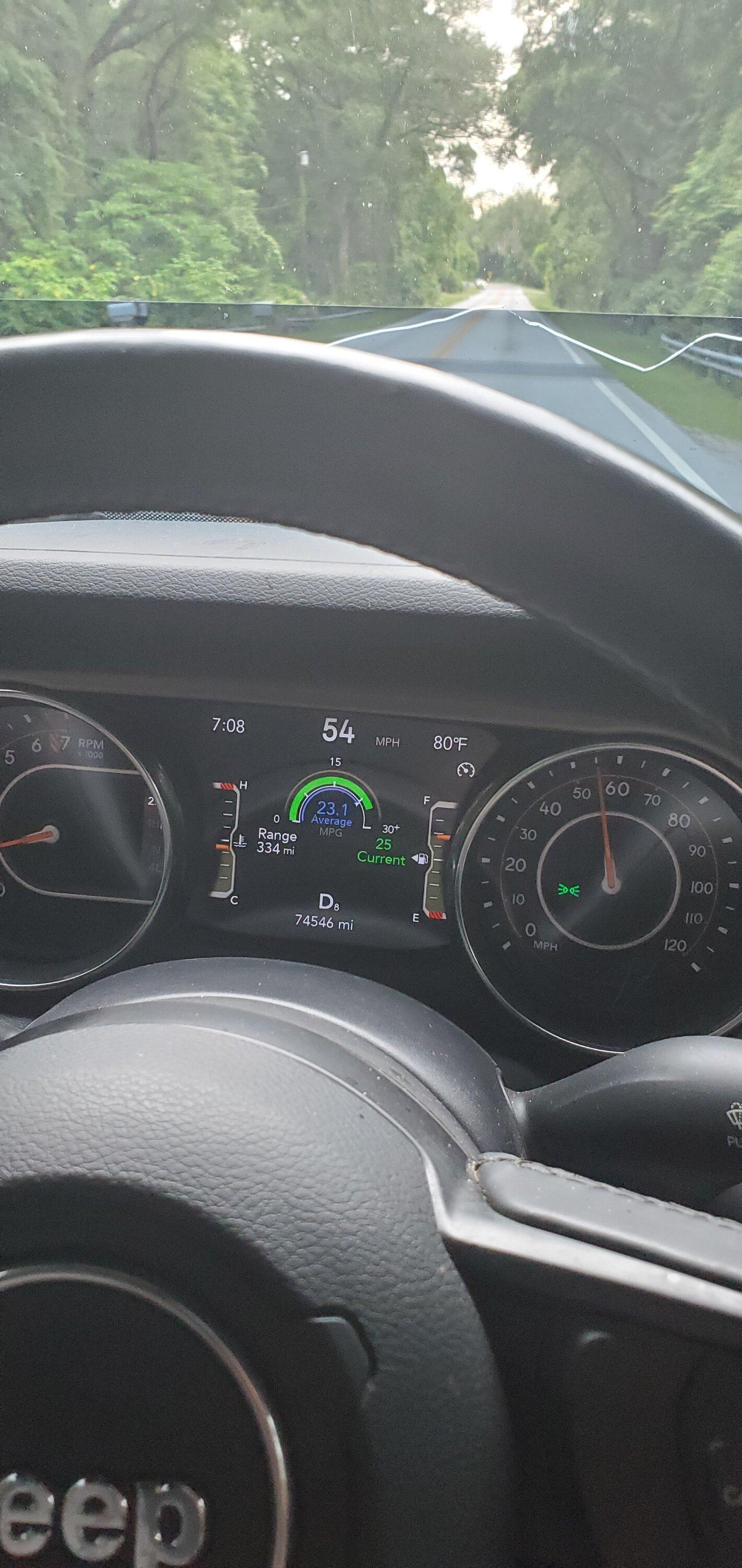 Jeep Gladiator Who's got my fuel mileage beat? 20220610_190815