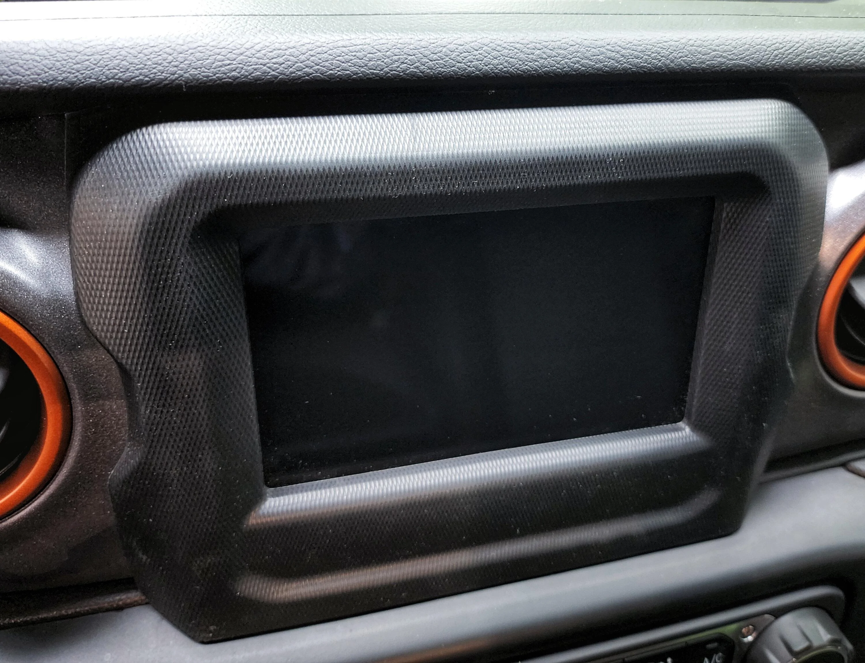 Jeep Gladiator 2021 Jeep Gladiator JT/JL 7" Uconnect Radio and Bezel-OPEN TO OFFERS 20220622_105132-01