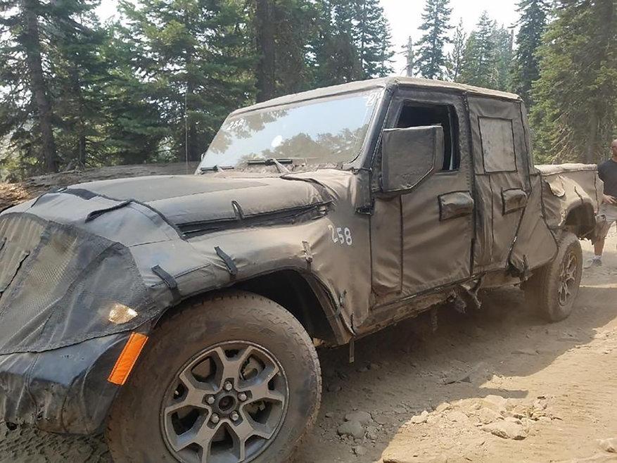 Jeep Gladiator How successful would my Gladiator Sport be on the Rubicon Trail? scrambler-rubicon-front1