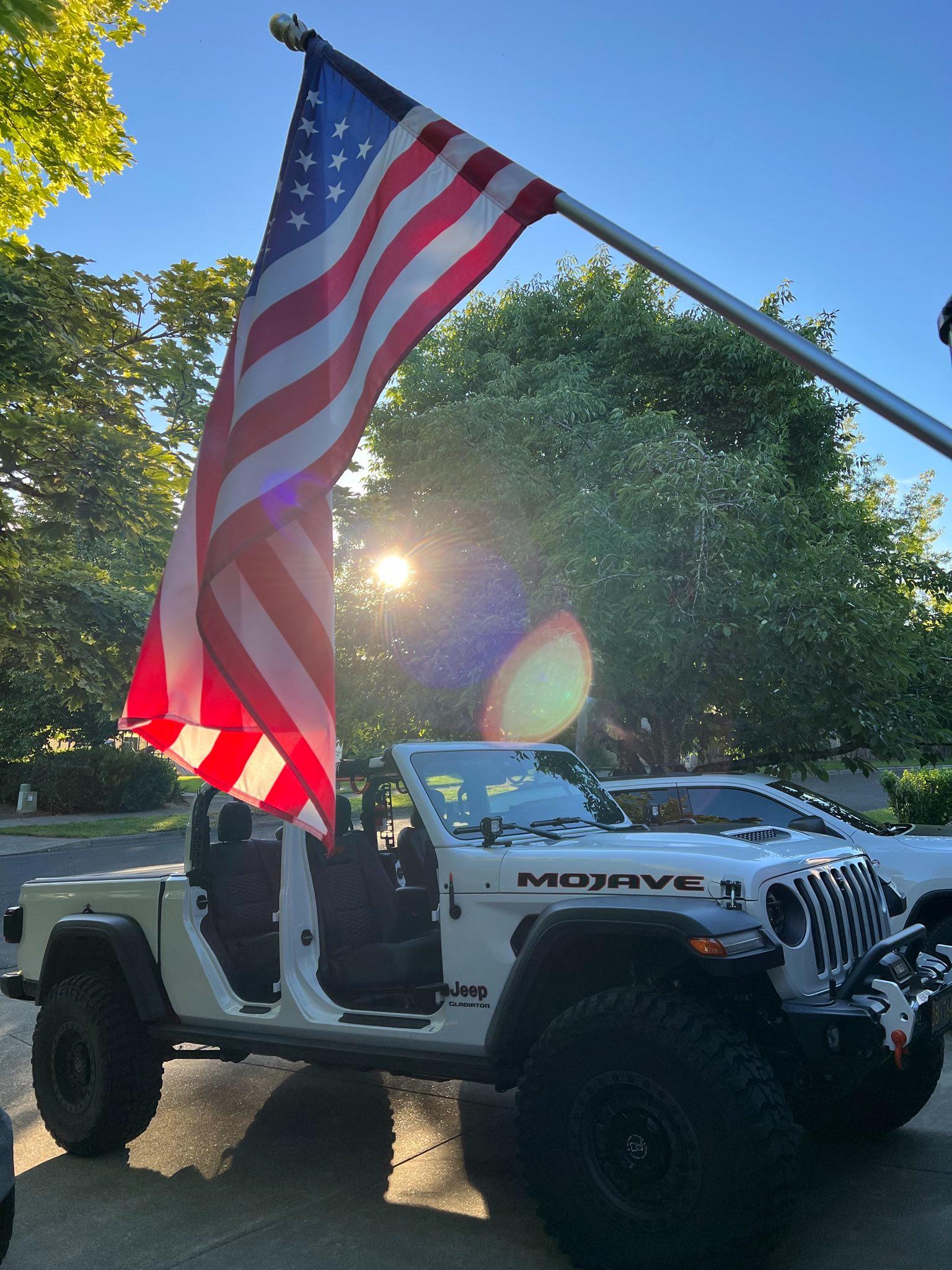 Jeep Gladiator BRIGHT WHITE Gladiator JT Club jeep2