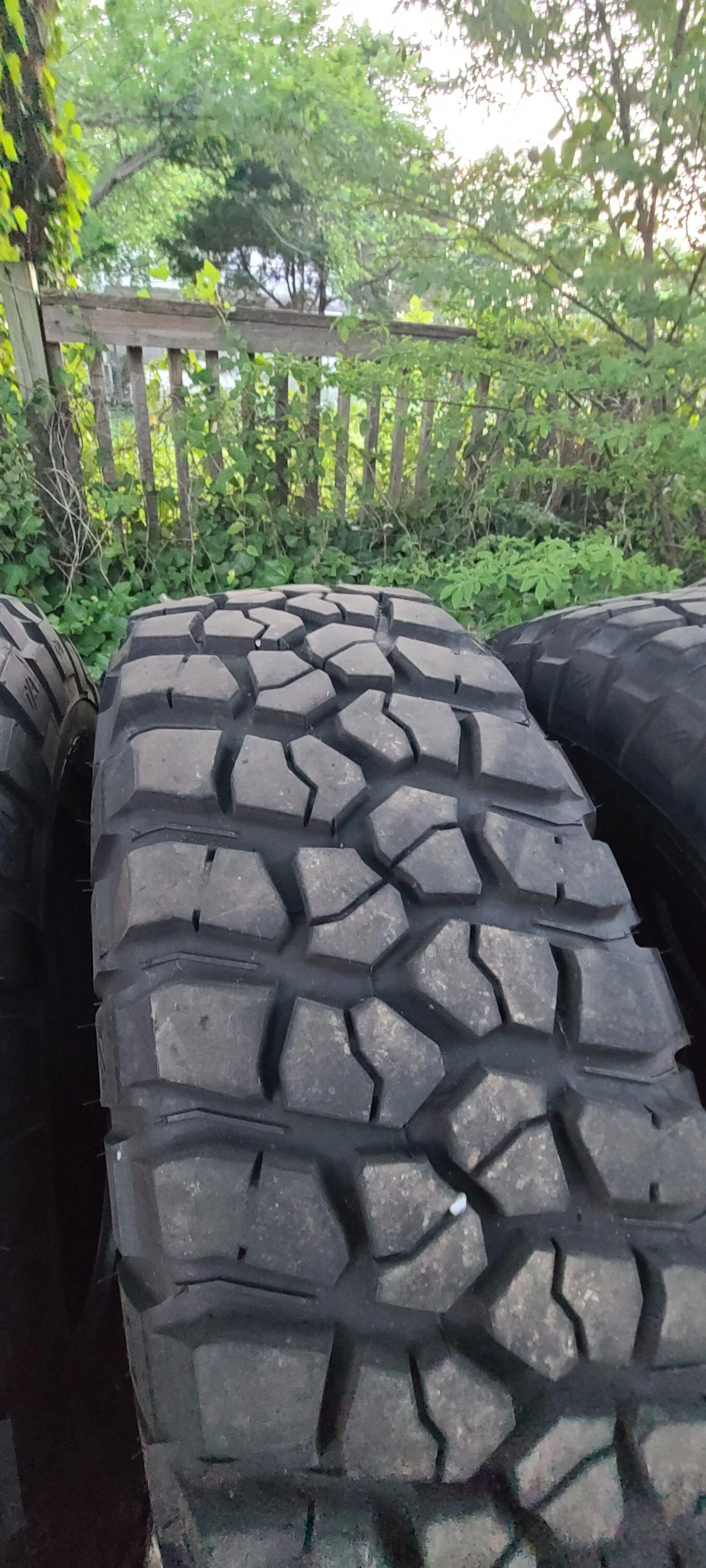 Jeep Gladiator BFG MTs 255/75r17 20220622_204422
