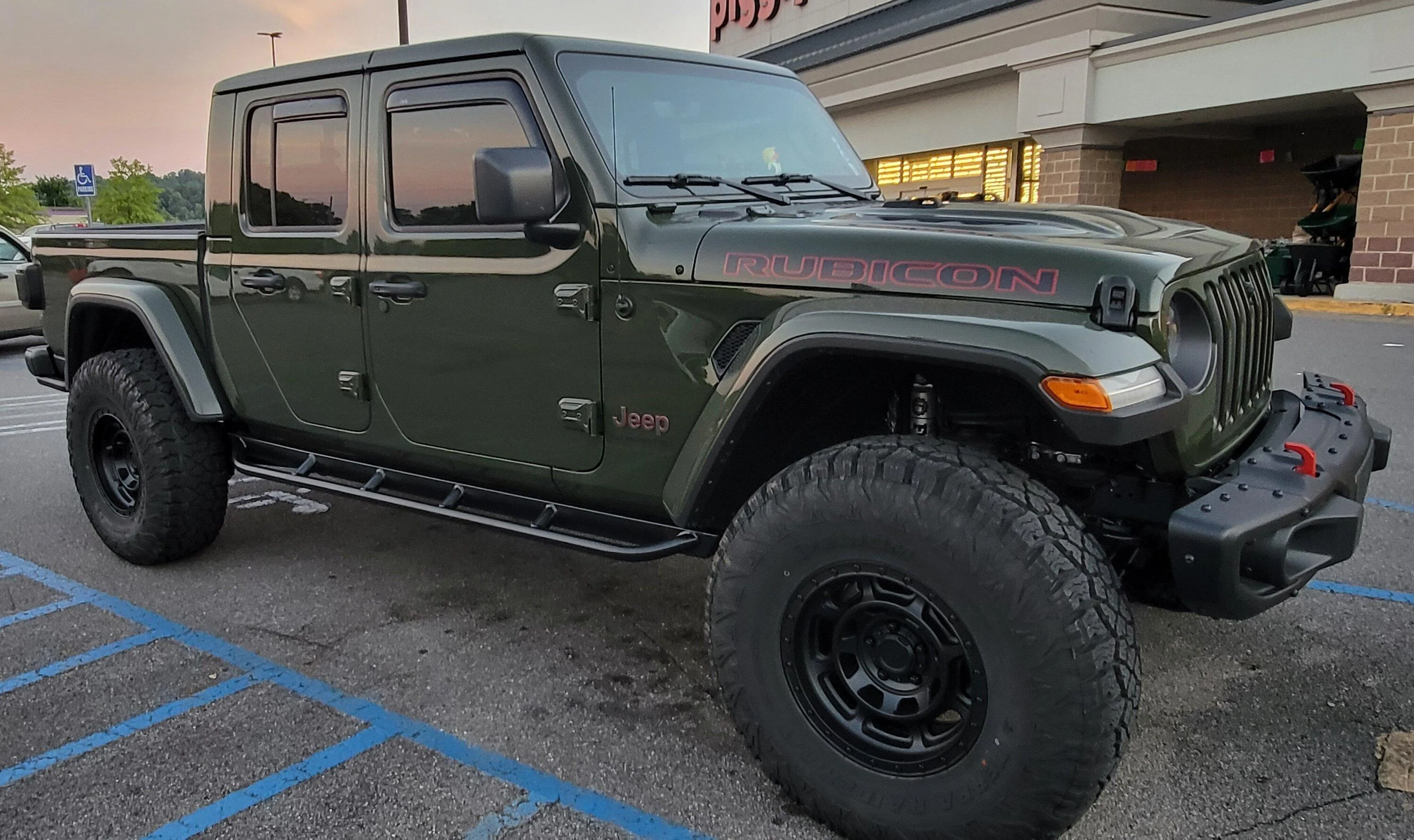 Jeep Gladiator Lets see all those Gladiators with lifts and bigger tires! 20220621_200101