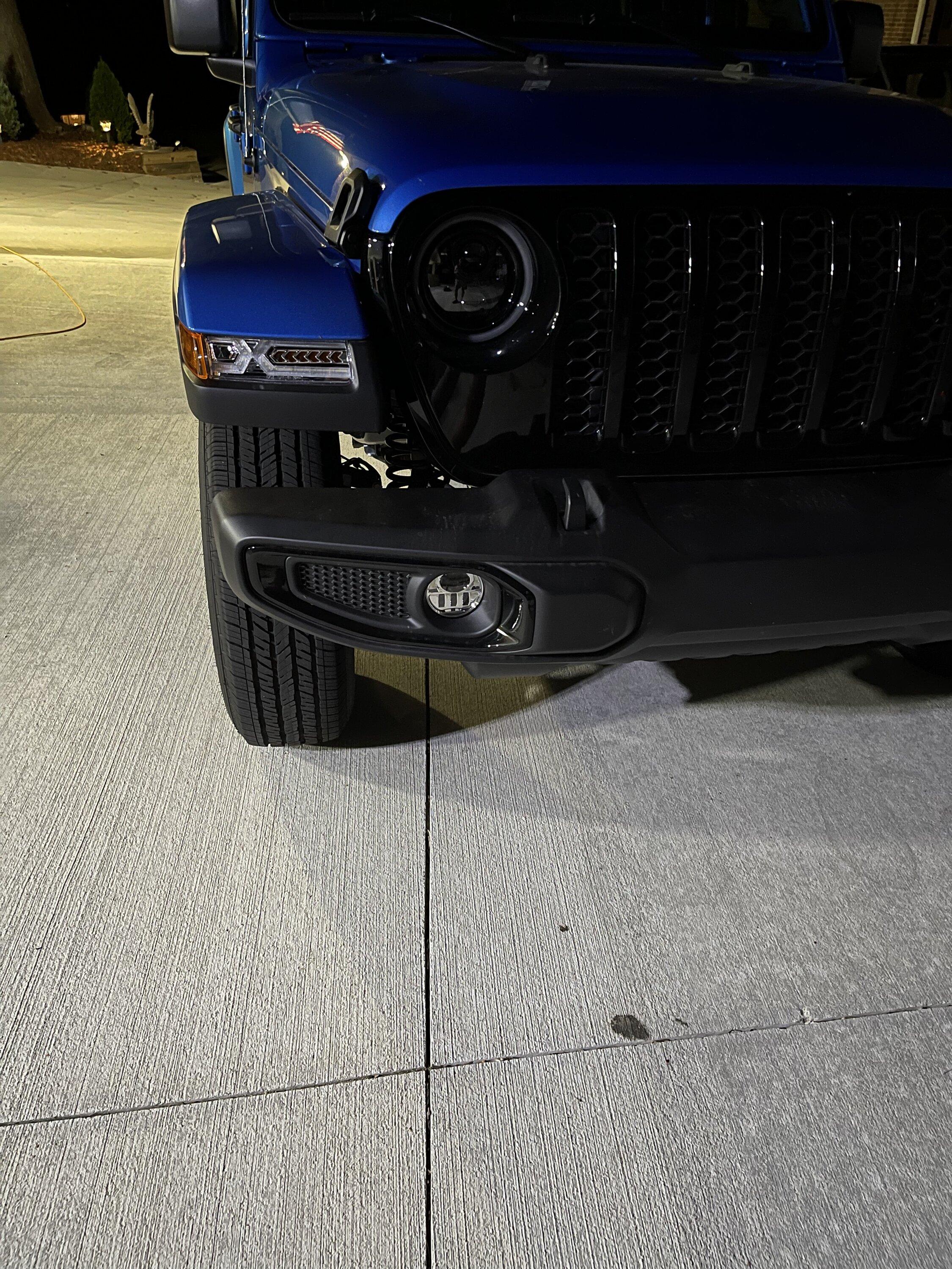 Jeep Gladiator HYDRO BLUE PEARL Gladiator JT Club AF298A0A-D423-49DE-98DB-A55AD6FC5AFE