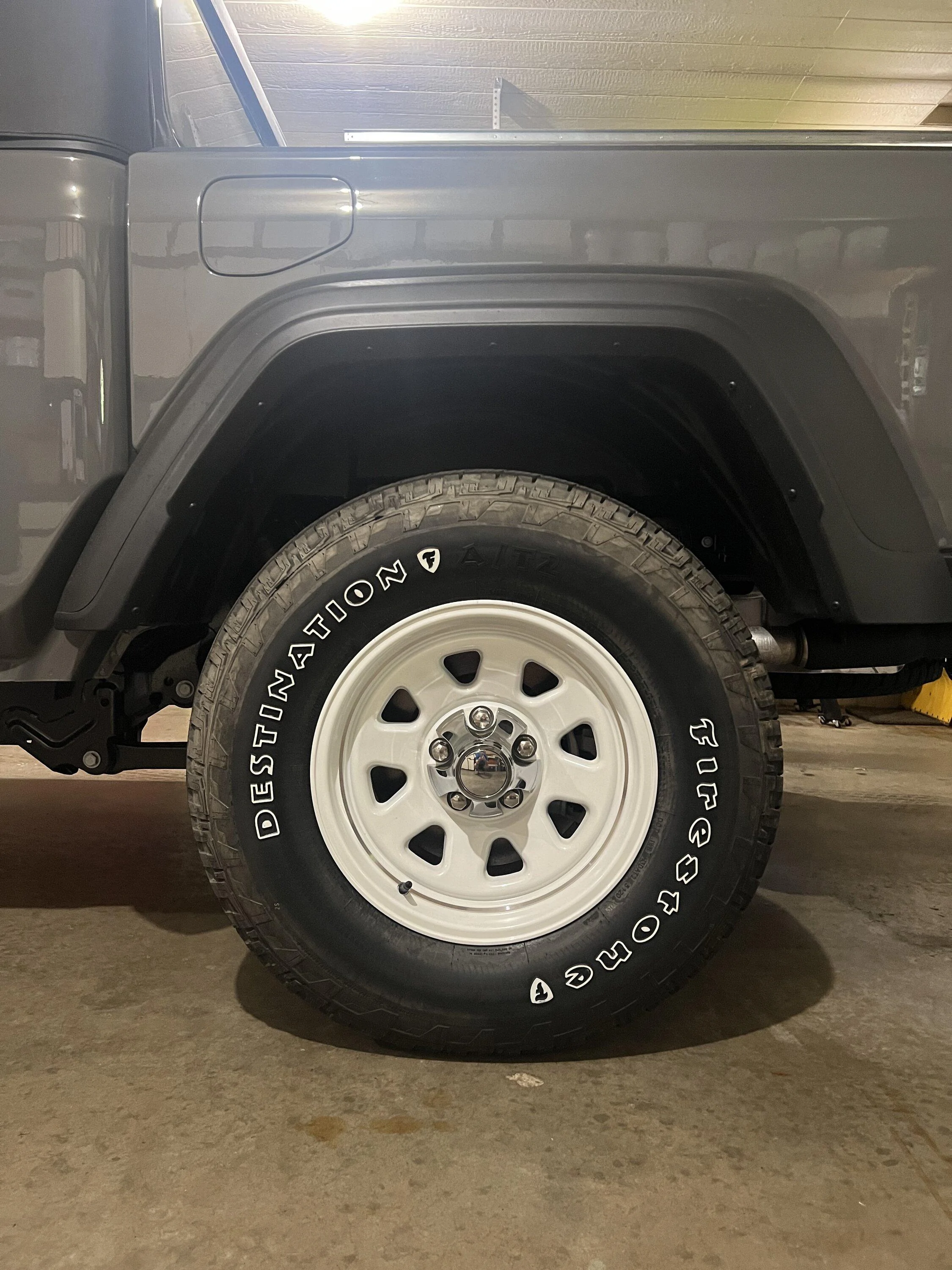 Jeep Gladiator Glacier: Base Sport Build 0AFBADC3-7E6F-43B3-AF16-D11F88136017