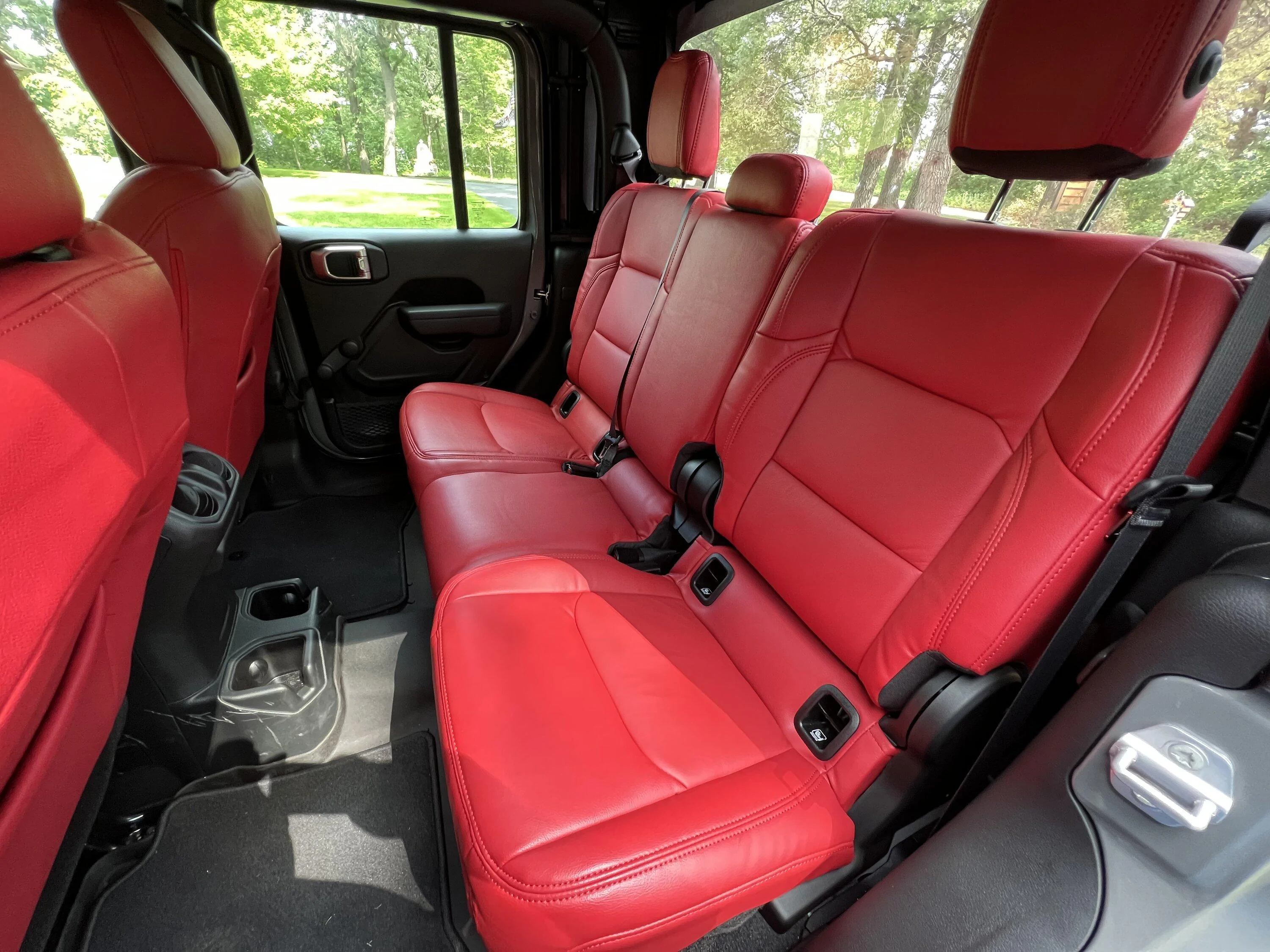 Jeep Gladiator Glacier: Base Sport Build 46989FD8-1613-4AD1-8E4D-413DD4CC2D1D