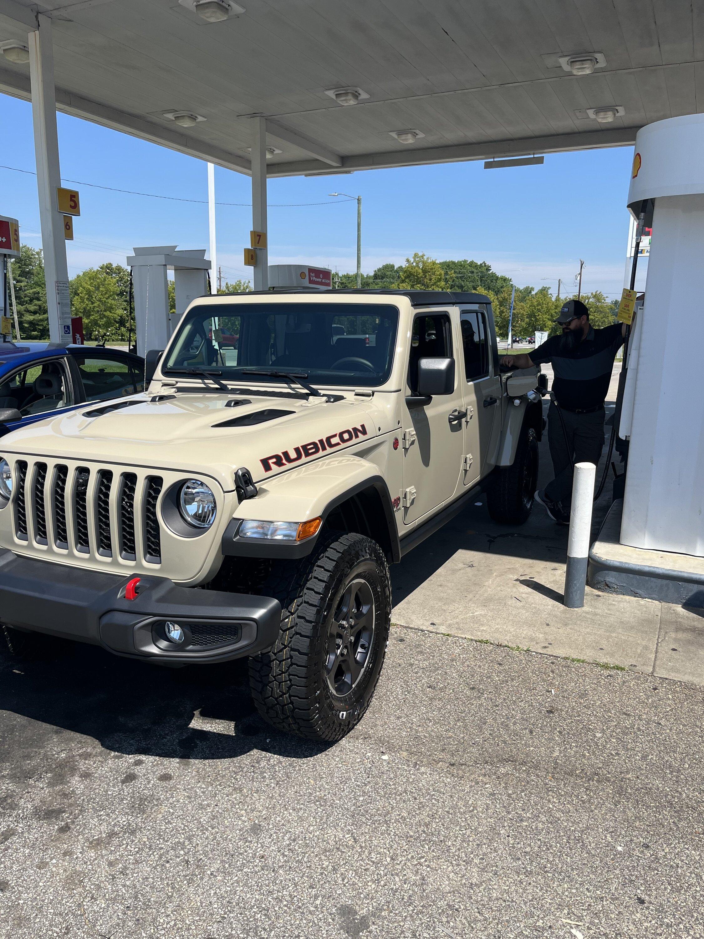 Jeep Gladiator NC Dealers Offering 6-8% Below Invoice 18423E97-3071-4C4C-AF3D-36D55B354B18