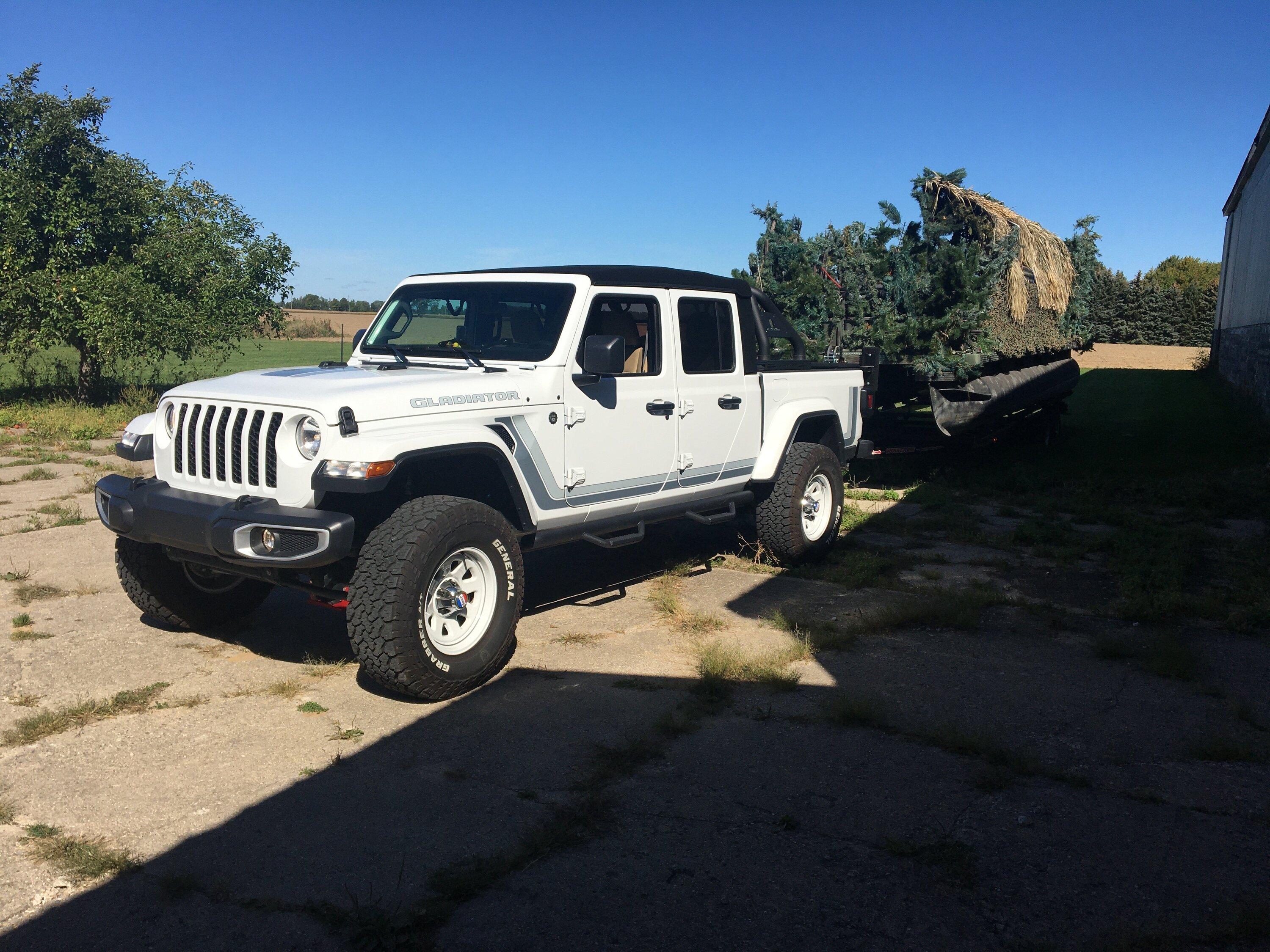 Jeep Gladiator Let's see the boats you’re towing with your Gladiator Duck blind