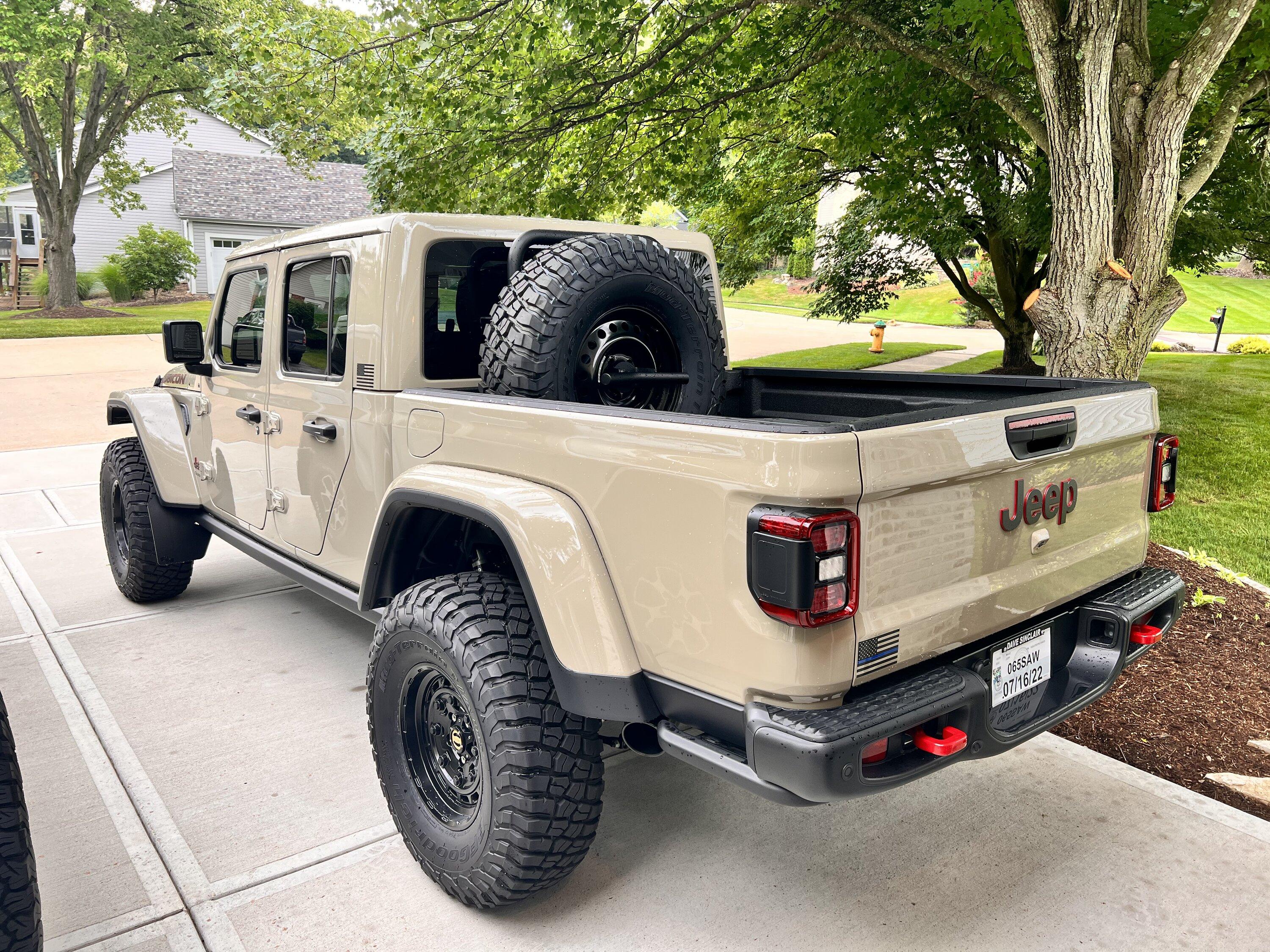 Jeep Gladiator GOBI Gladiator JT Club 53CAF589-E9F4-42BE-97C4-CA6E1A1EF6DA