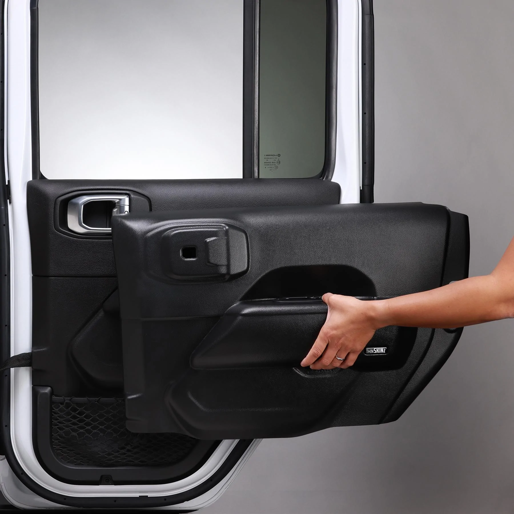 Jeep Gladiator Thinskinz ThinSkinz-Door Protectors-Pro-Front Install-Satin Finish-WHITE (1800x1800)